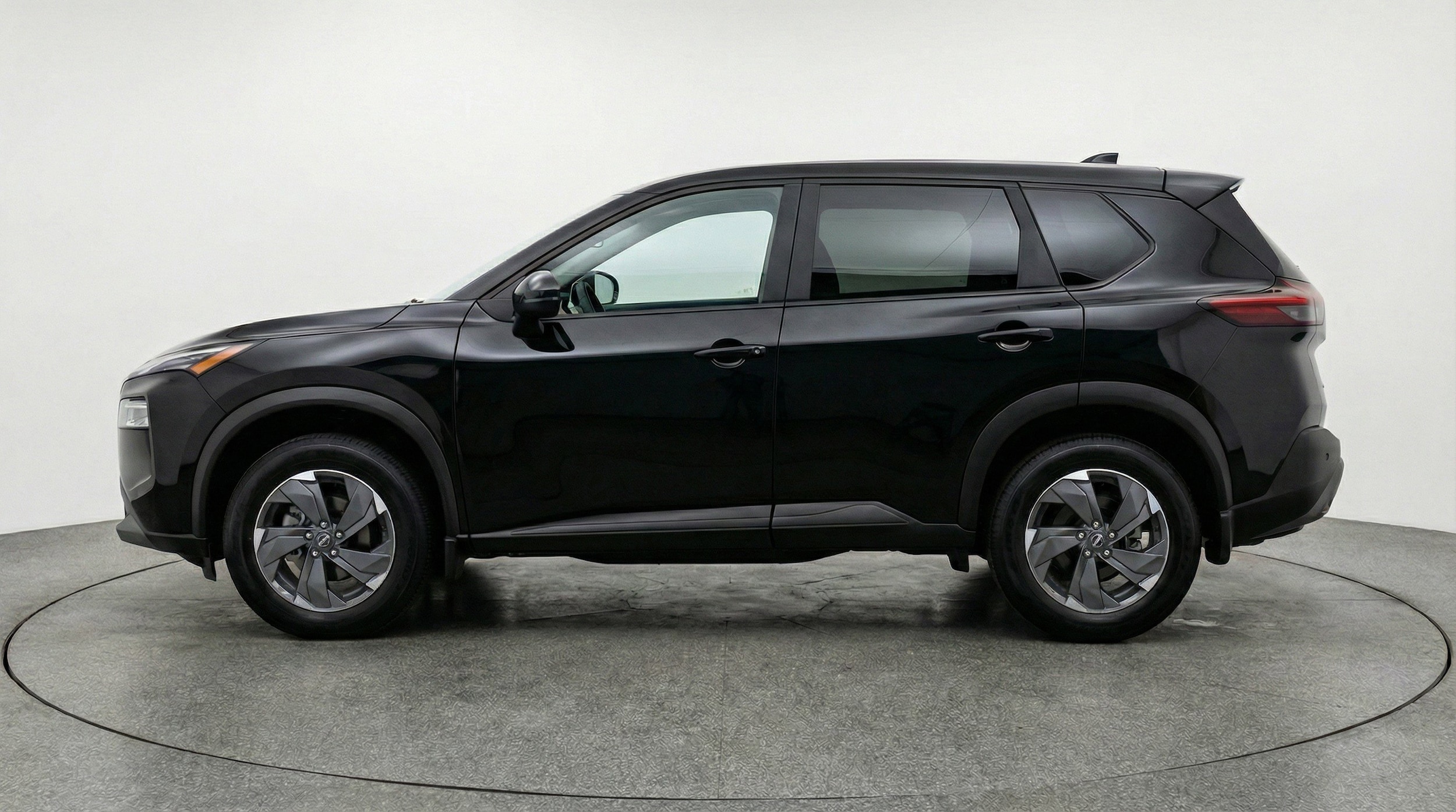 Thumbnail: 2025 Nissan Rogue - 5