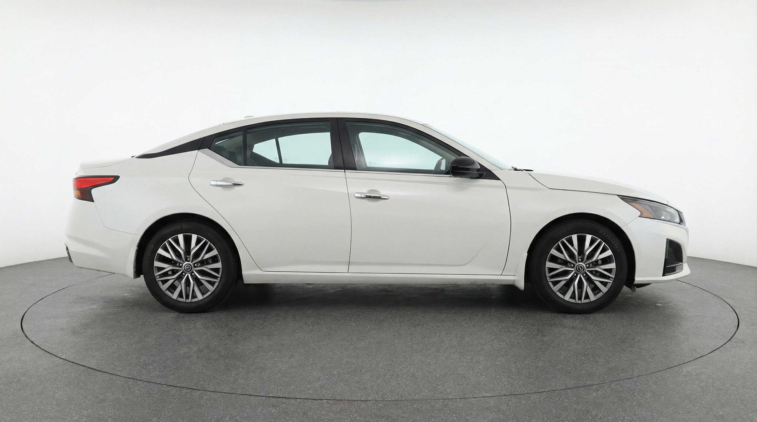 Thumbnail: 2025 Nissan Altima - 11