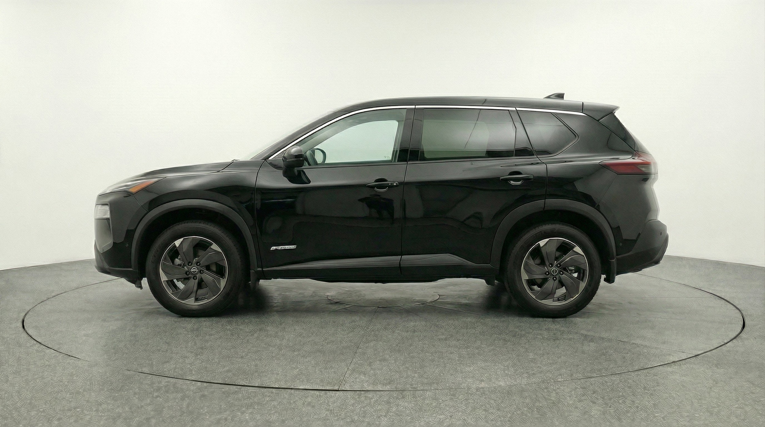 Thumbnail: 2025 Nissan Rogue - 5