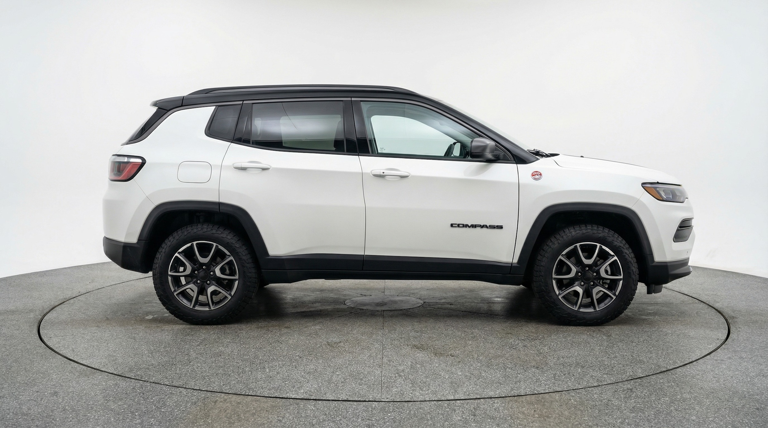 Thumbnail: 2025 Jeep Compass - 8