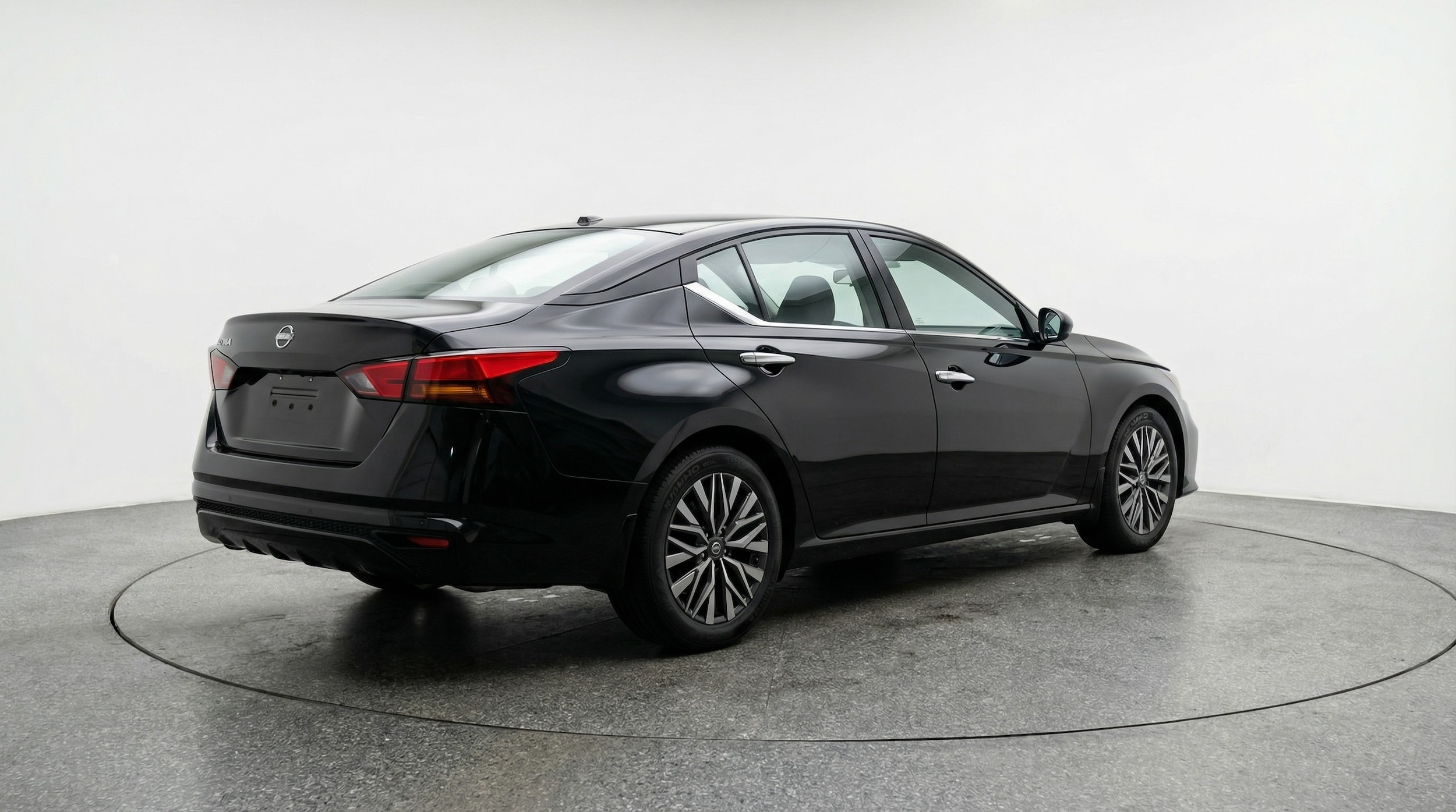 Thumbnail: 2025 Nissan Altima - 7