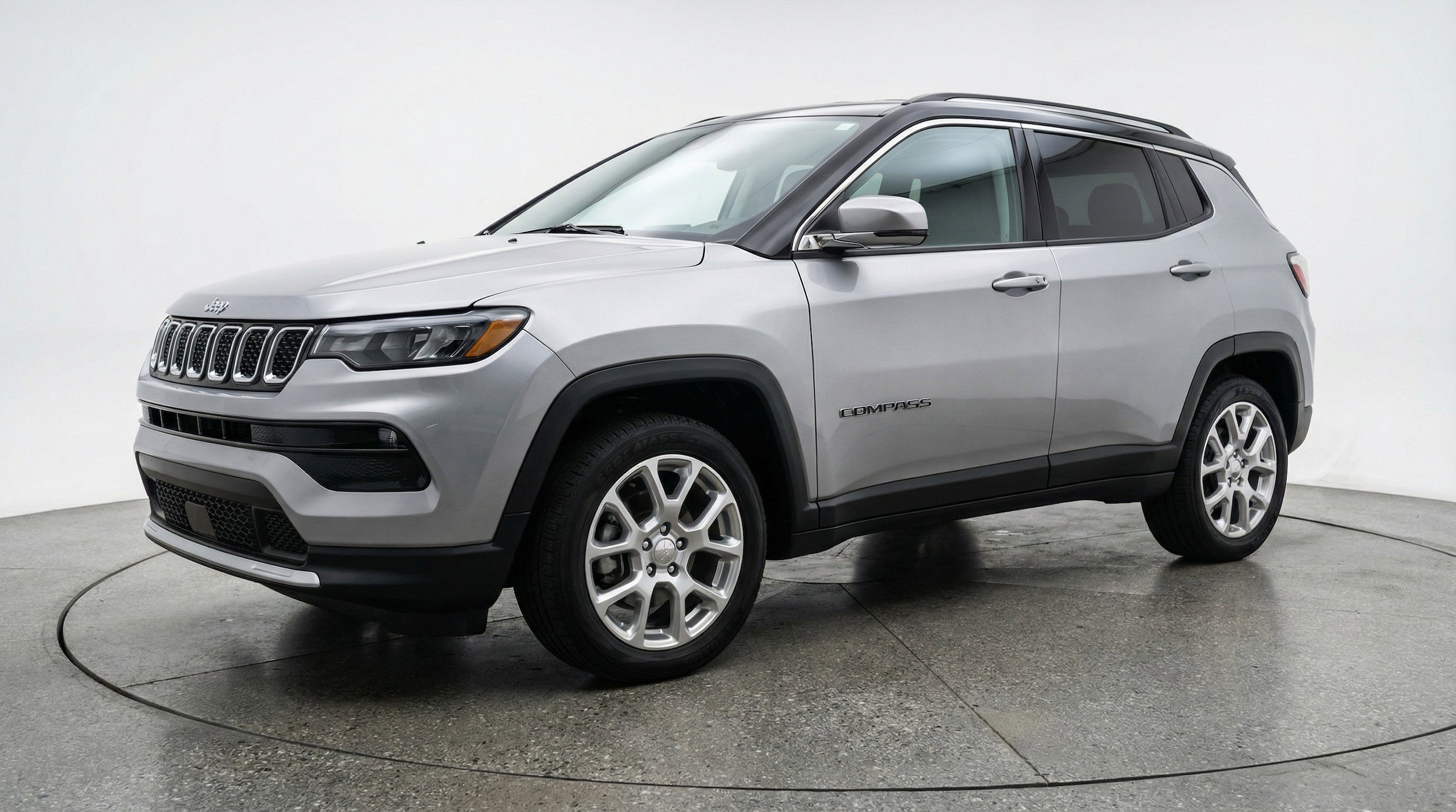Thumbnail: 2025 Jeep Compass - 3