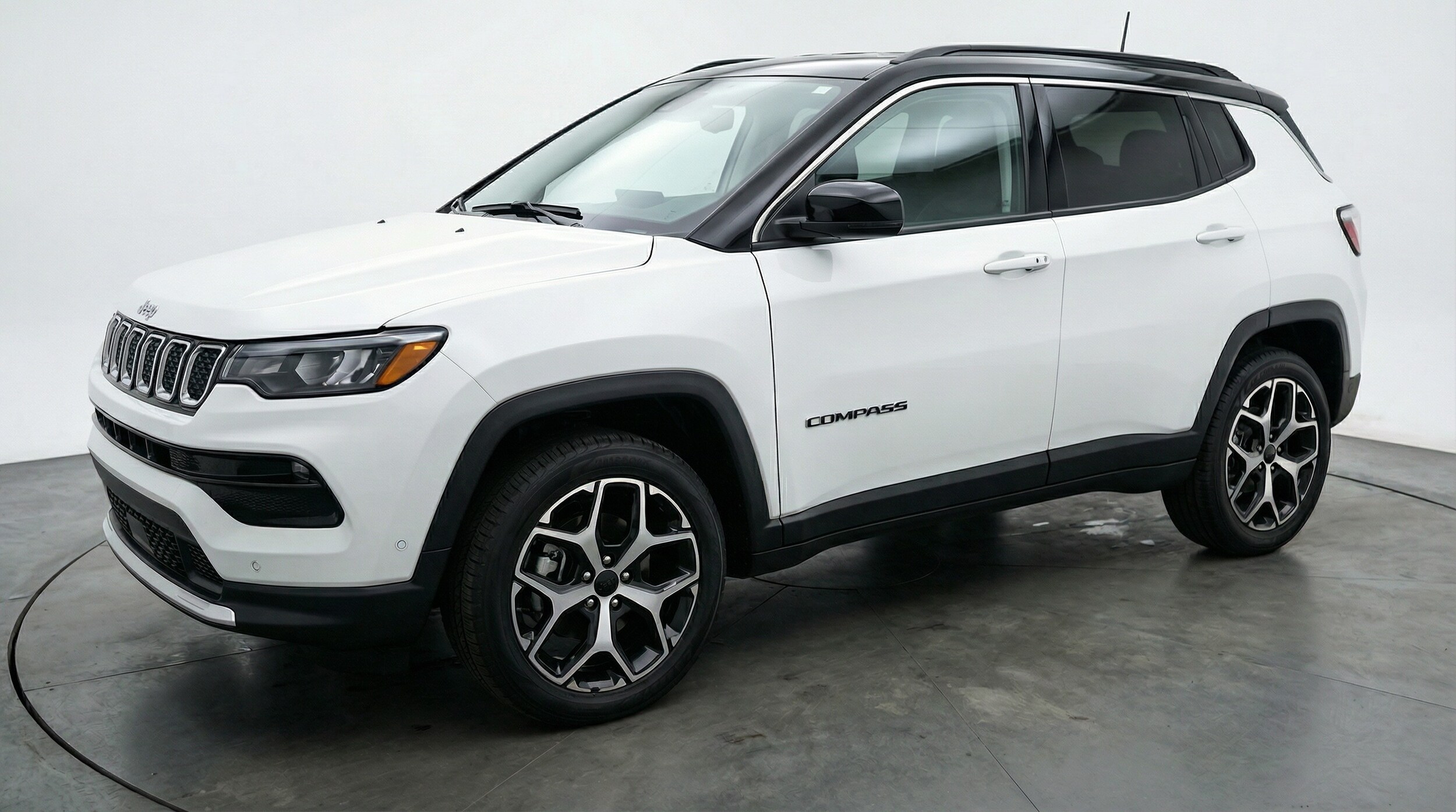 Thumbnail: 2025 Jeep Compass - 3