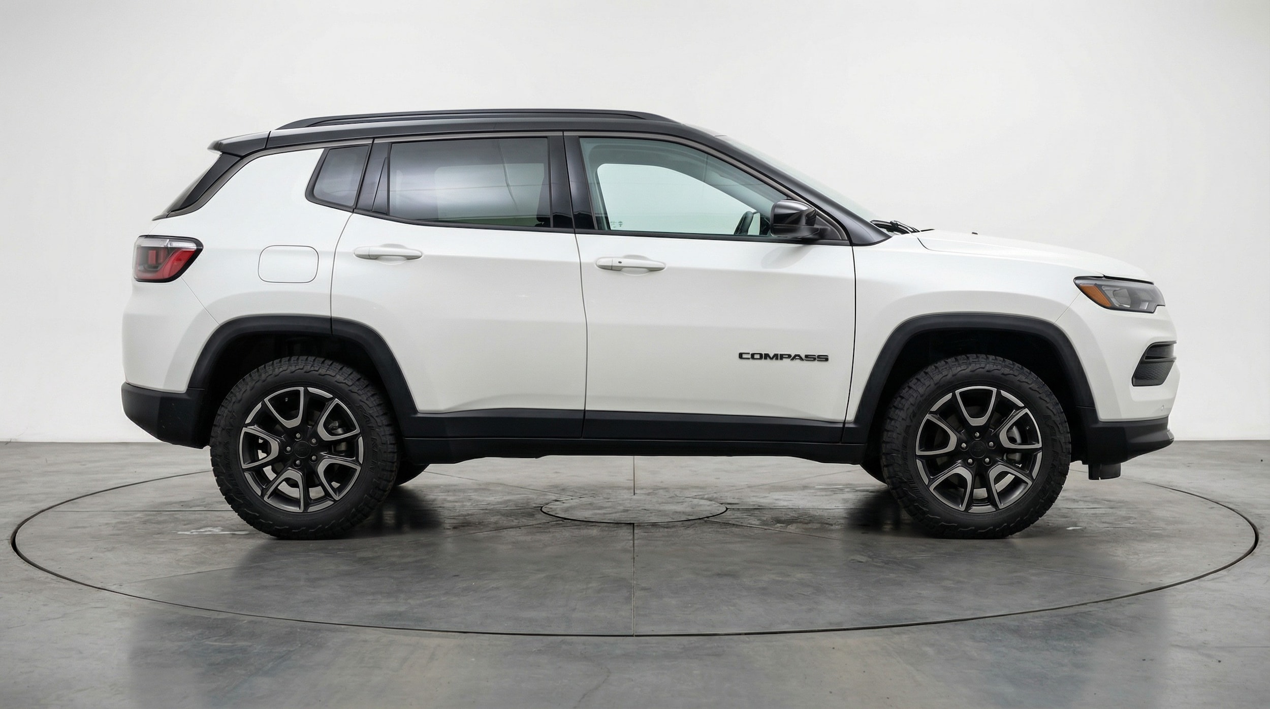 Thumbnail: 2025 Jeep Compass - 8