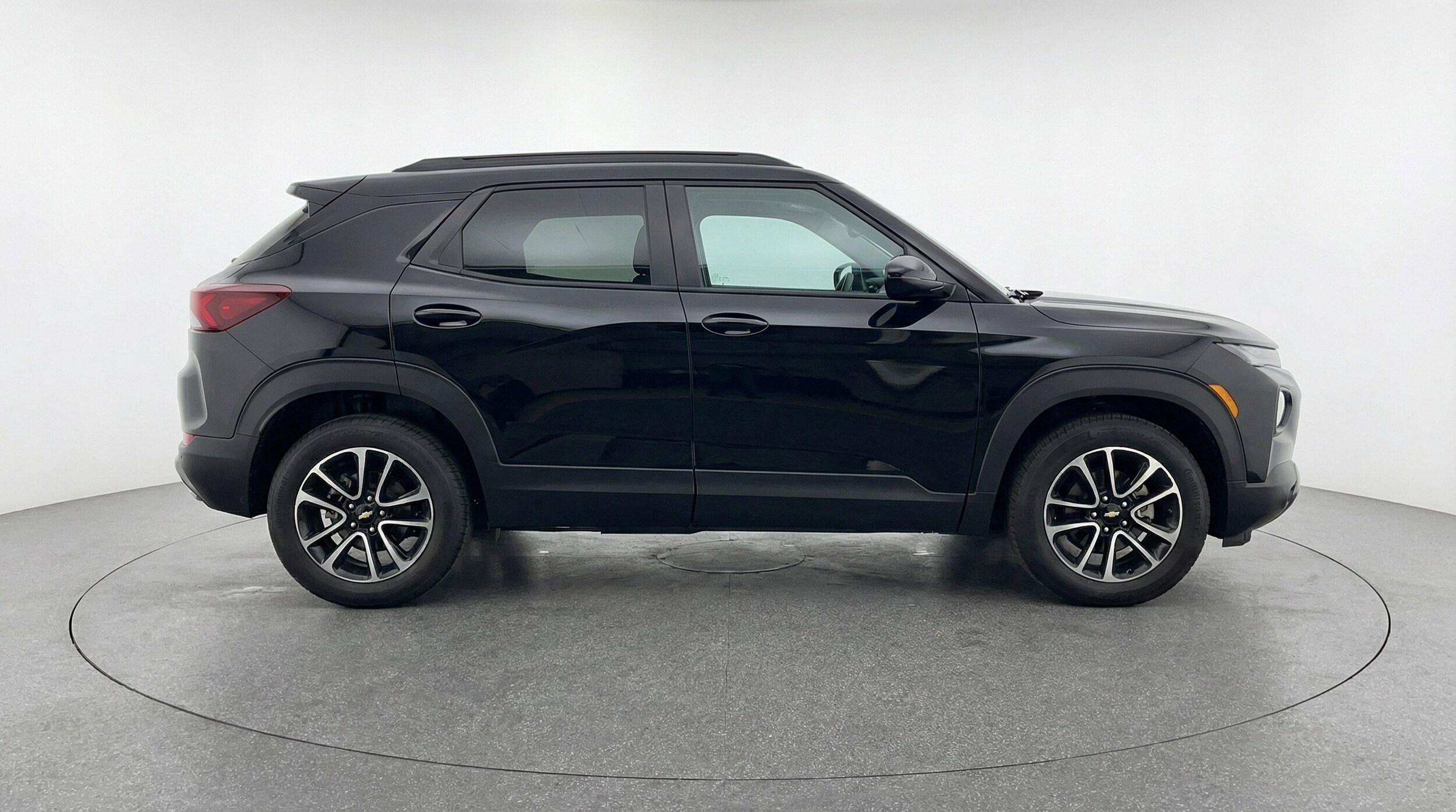 Thumbnail: 2025 Chevrolet TrailBlazer - 11