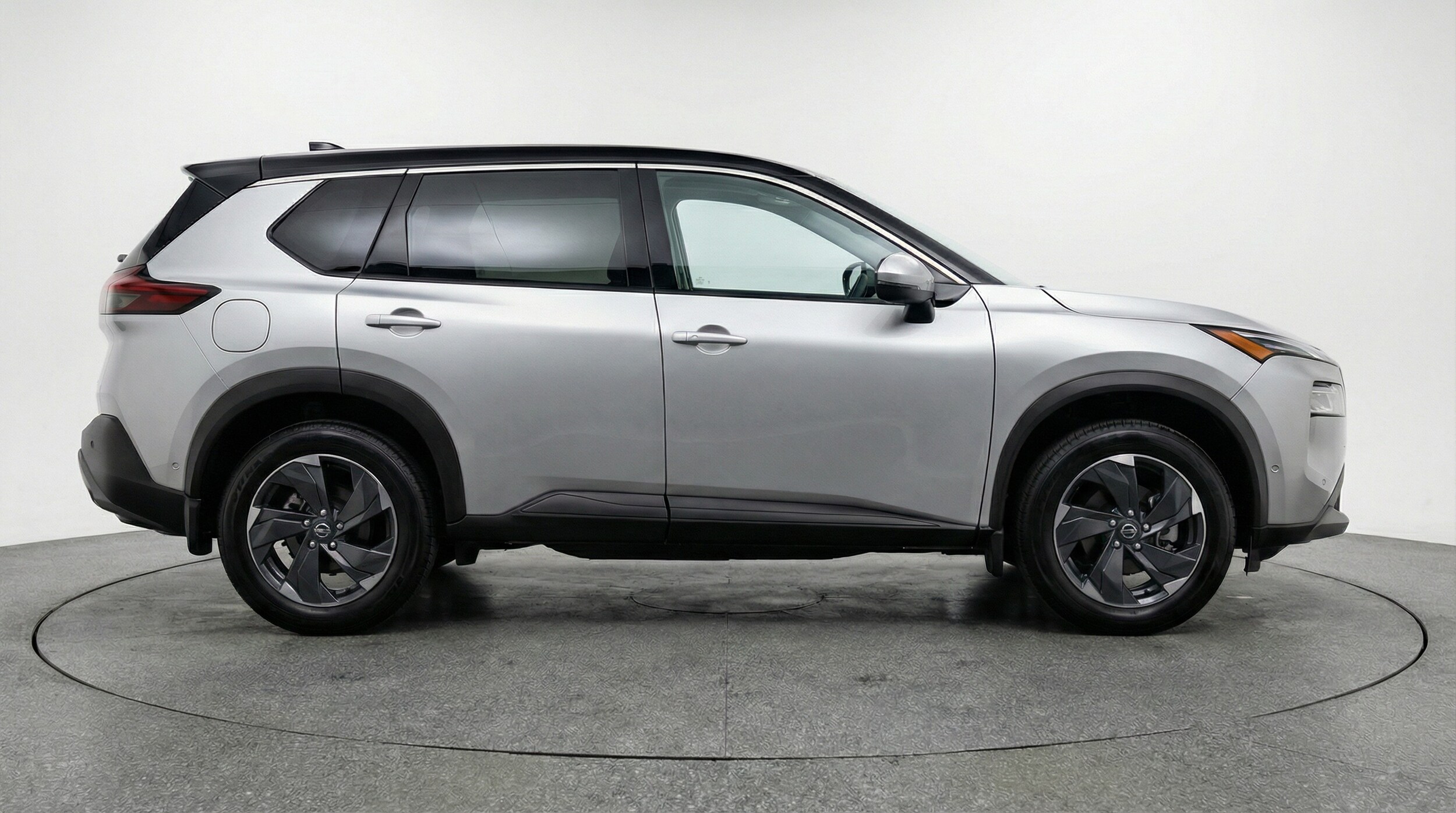 Thumbnail: 2025 Nissan Rogue - 8