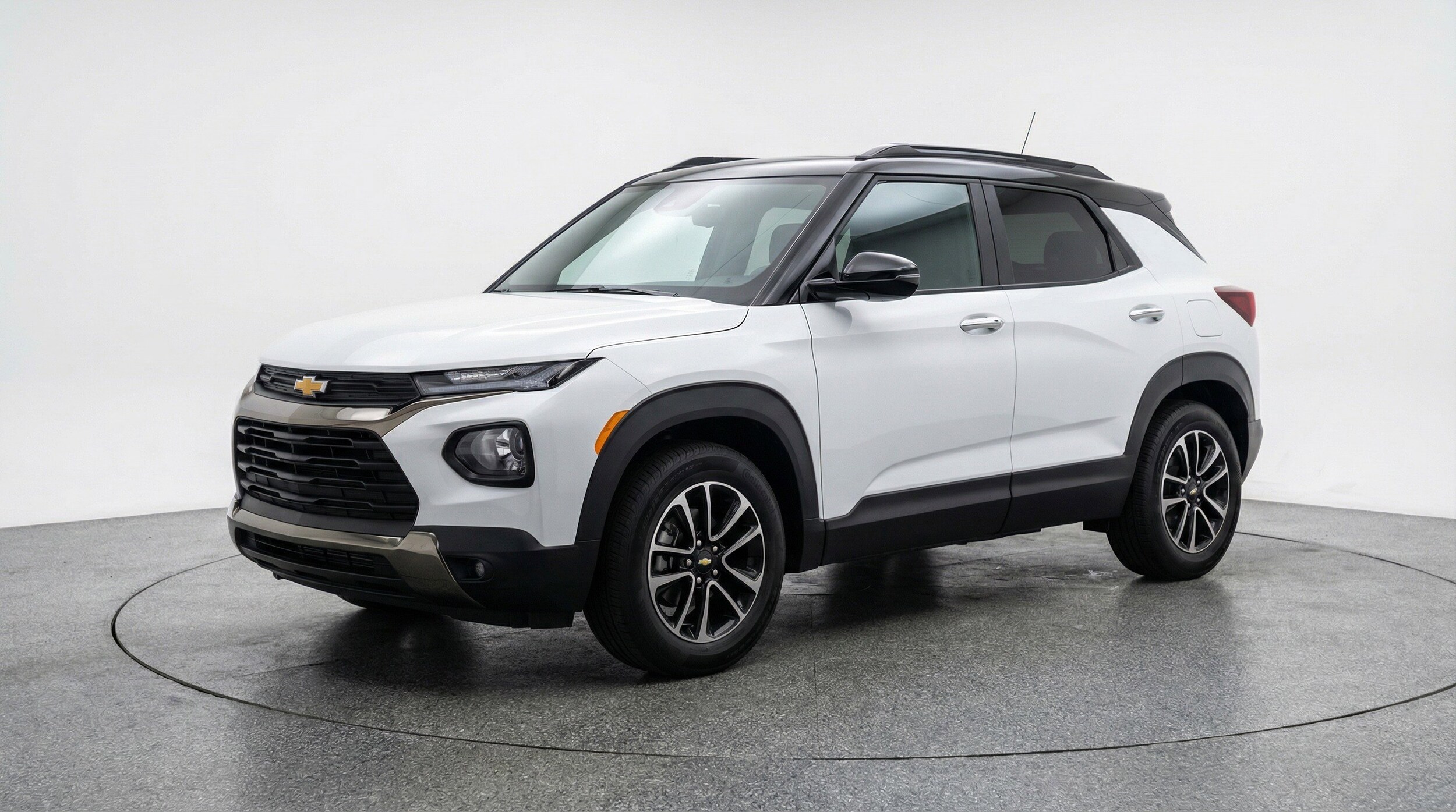 Thumbnail: 2025 Chevrolet TrailBlazer - 3