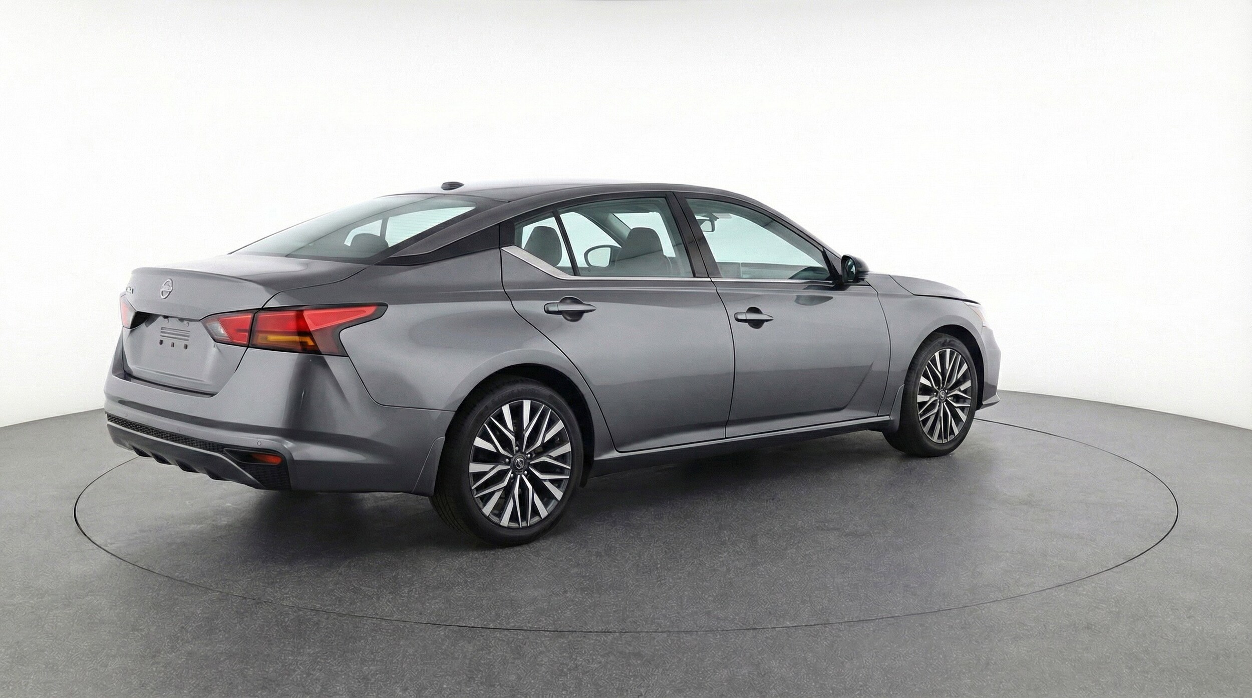 Thumbnail: 2025 Nissan Altima - 9