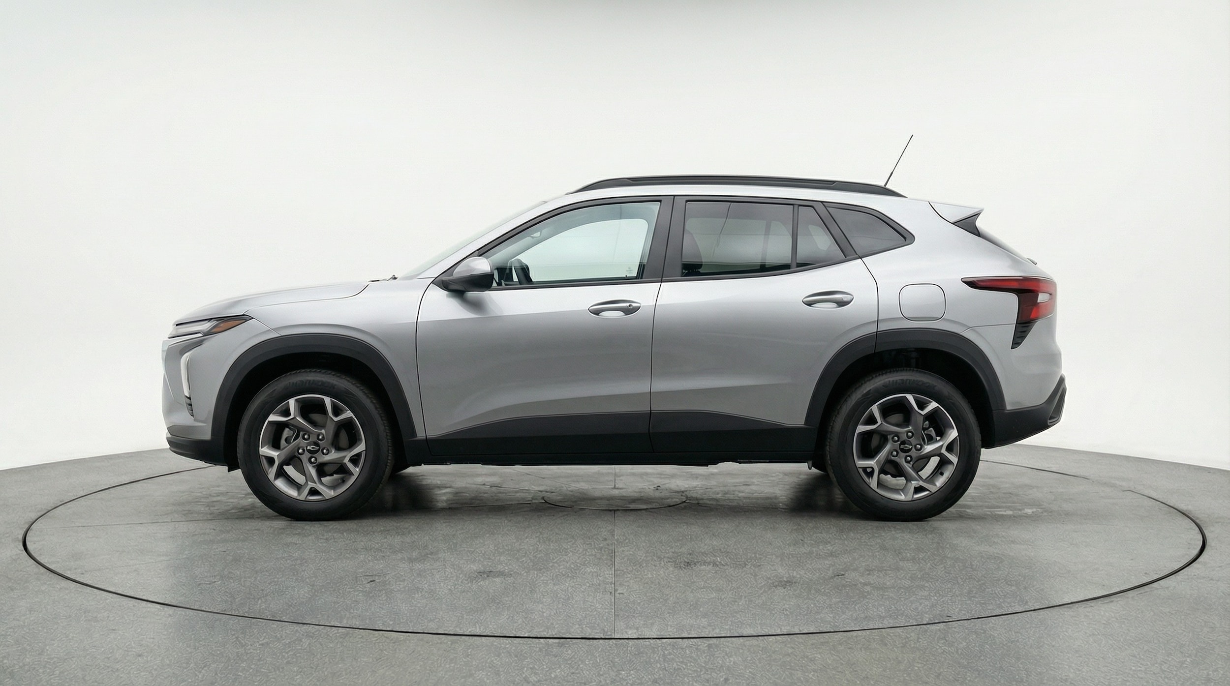 Thumbnail: 2025 Chevrolet Trax - 4