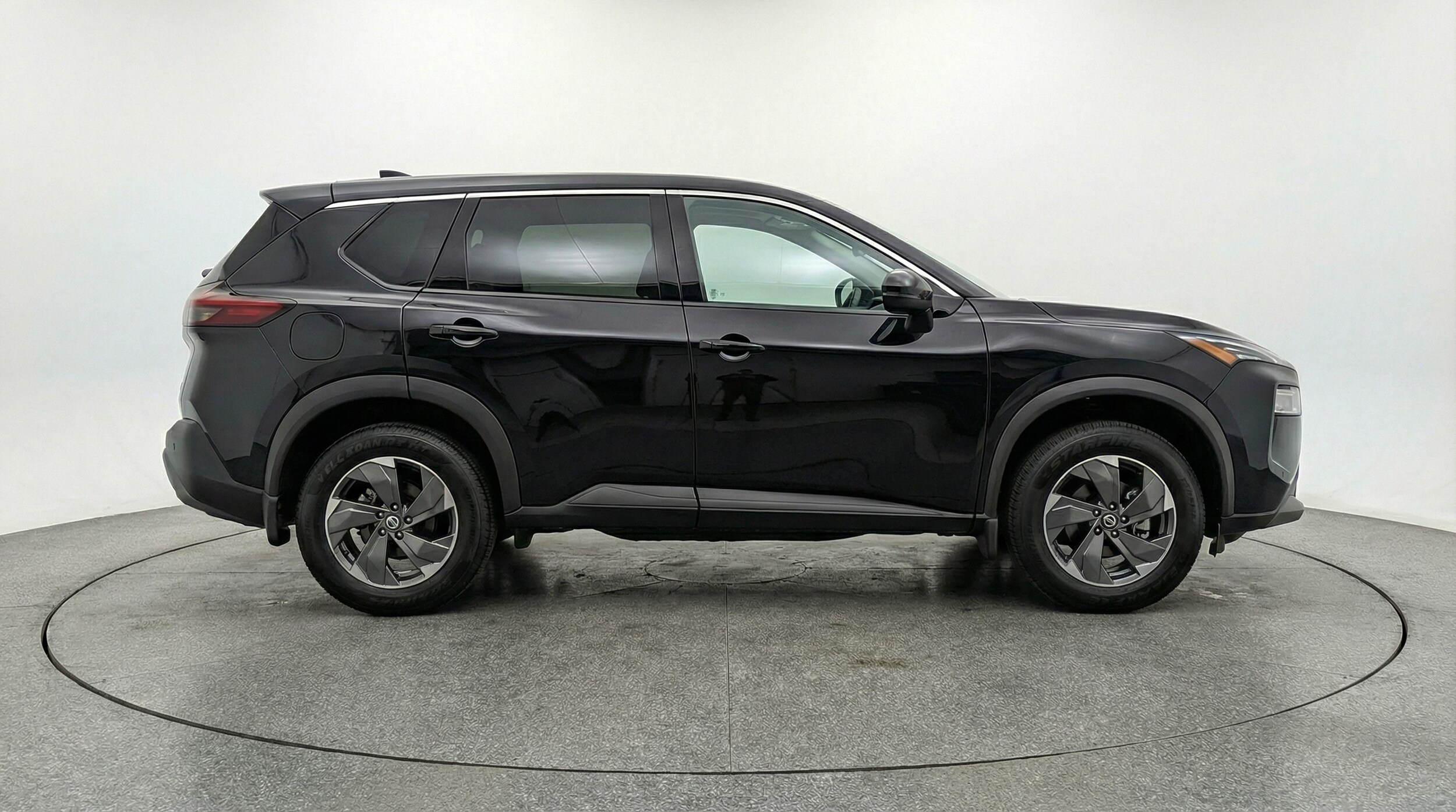 Thumbnail: 2025 Nissan Rogue - 8