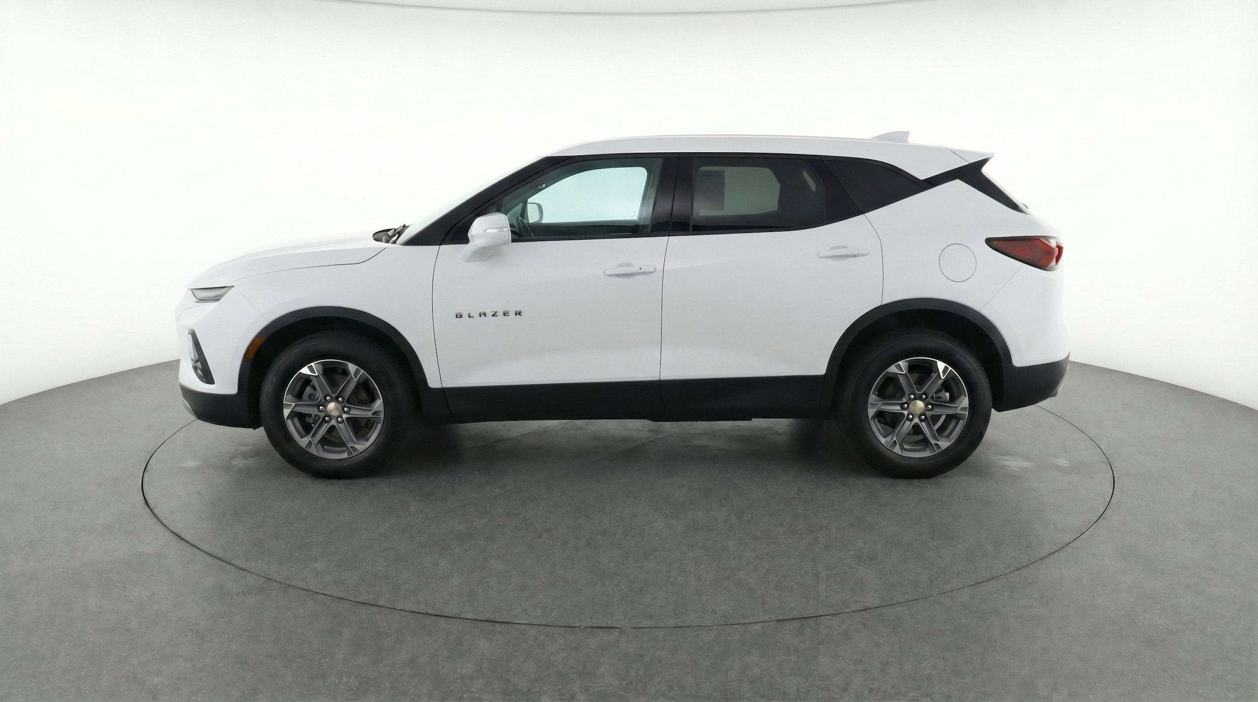 Thumbnail: 2025 Chevrolet Blazer - 5