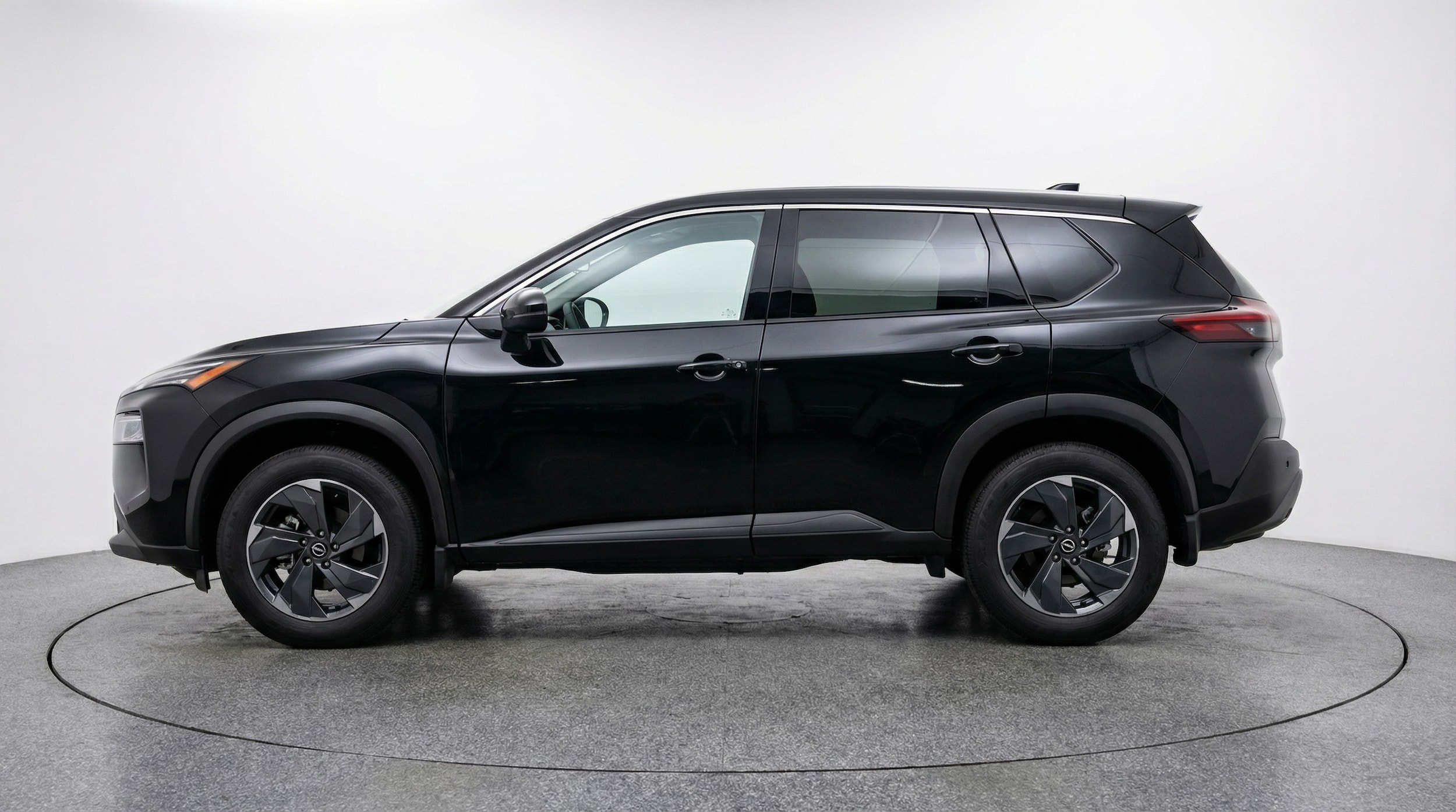 Thumbnail: 2025 Nissan Rogue - 4