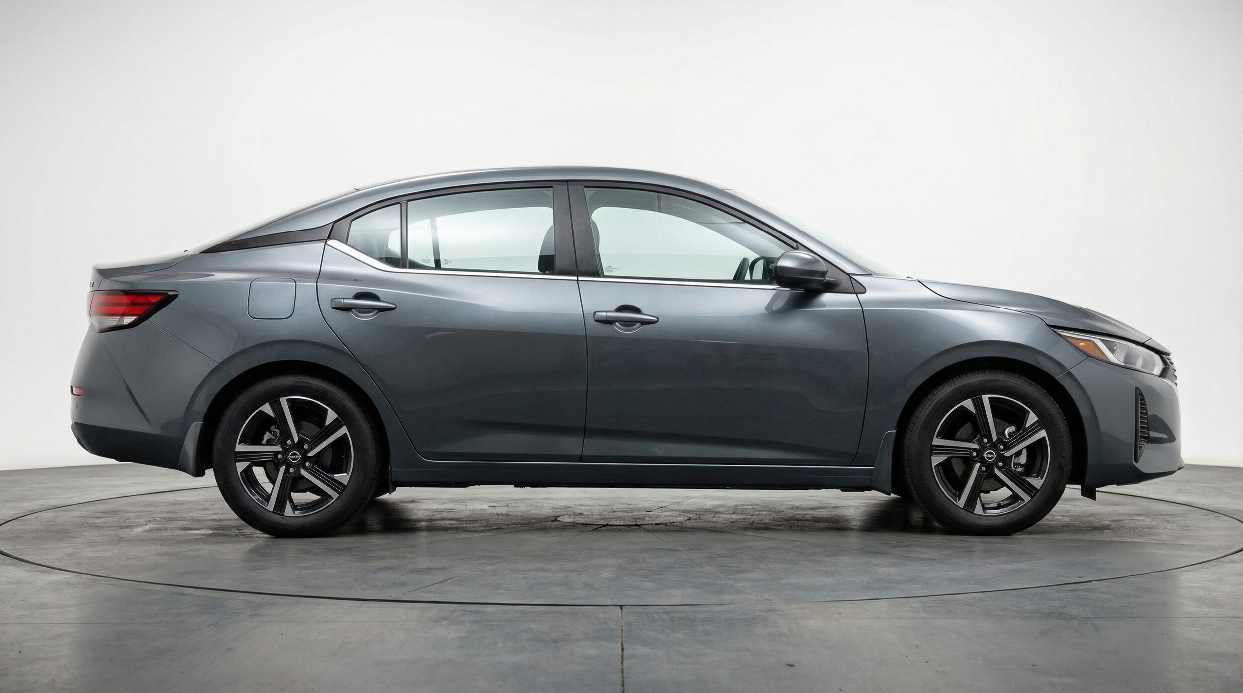 Thumbnail: 2025 Nissan Sentra - 8