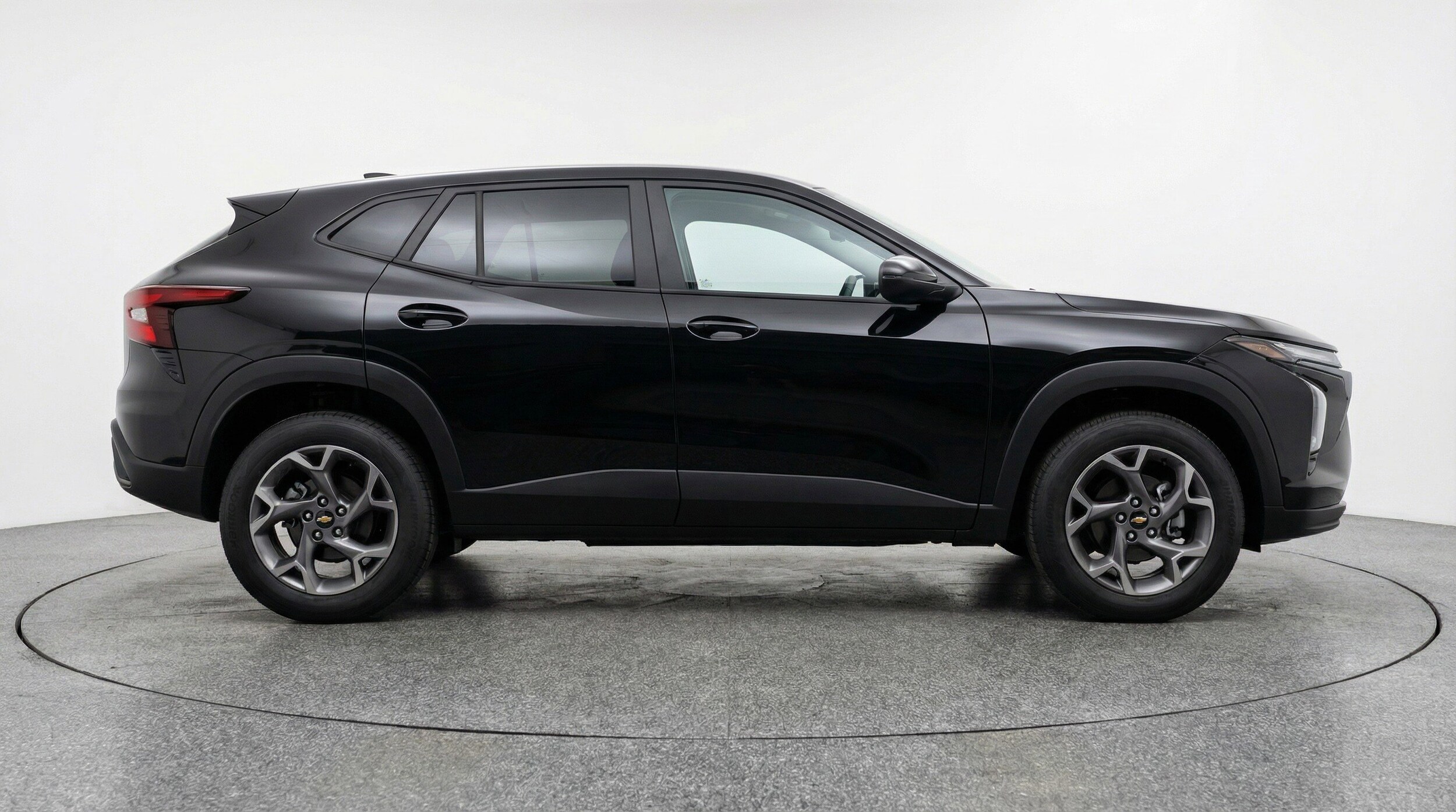 Thumbnail: 2025 Chevrolet Trax - 11