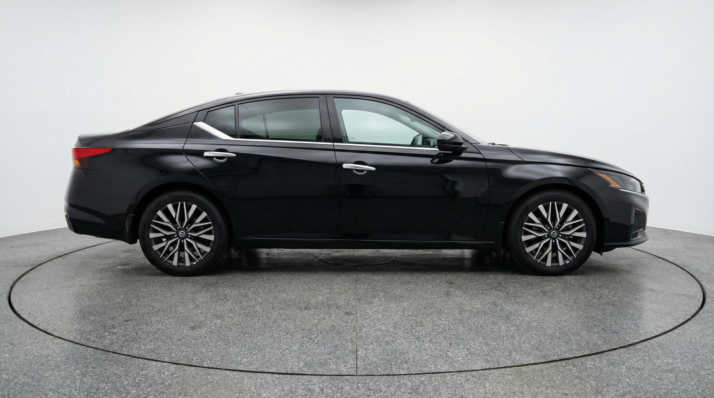 Thumbnail: 2025 Nissan Altima - 11