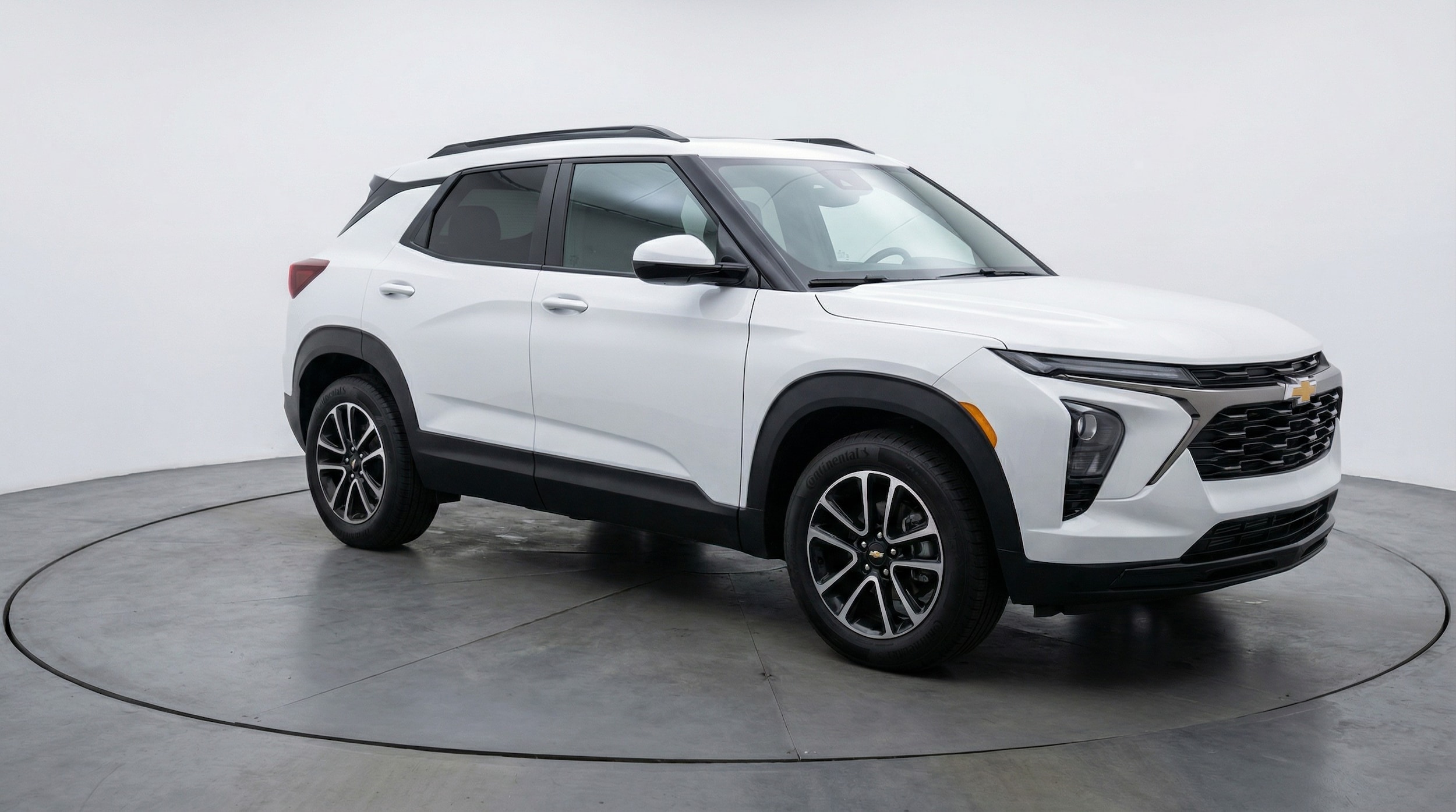 Thumbnail: 2025 Chevrolet TrailBlazer - 1