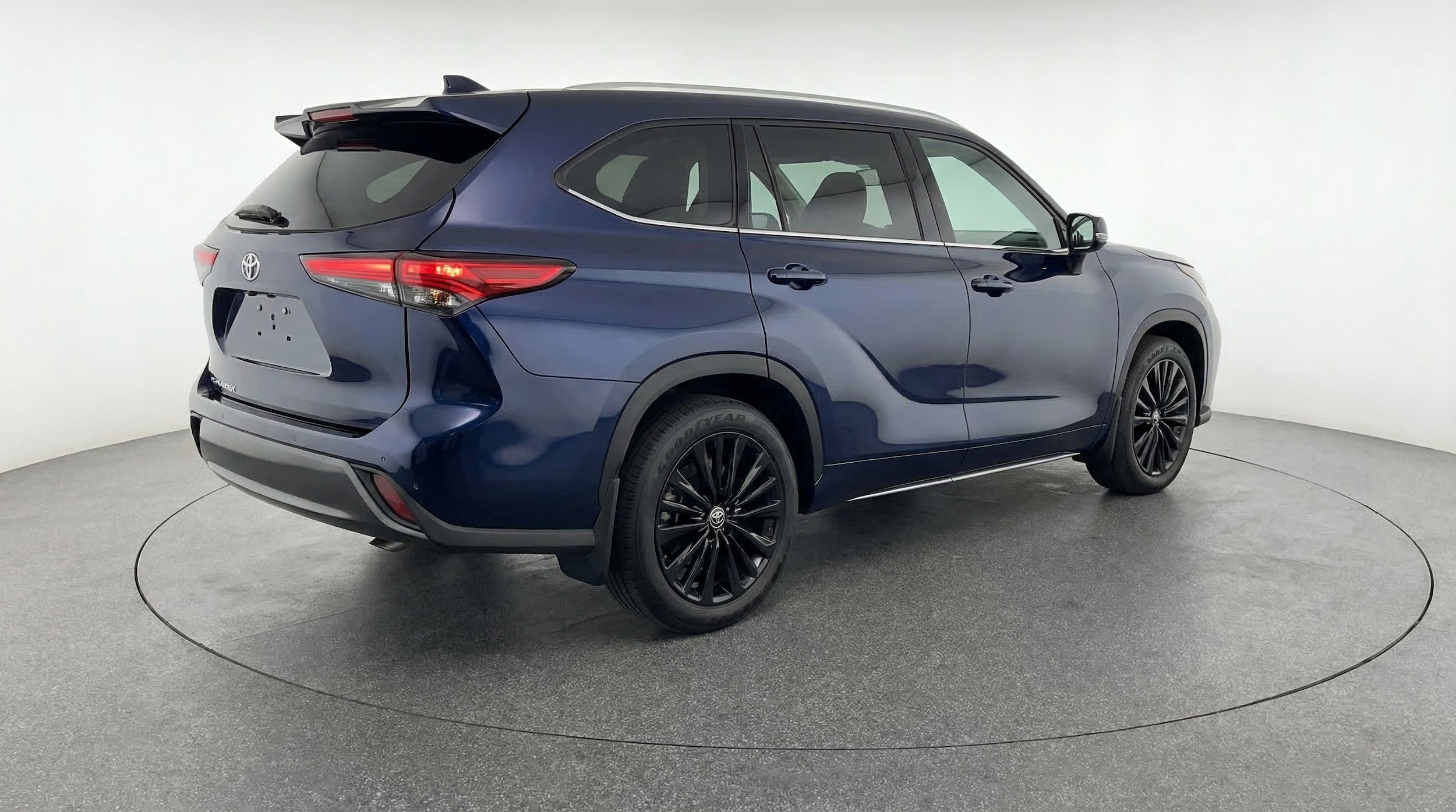 Thumbnail: 2025 Toyota Highlander - 9