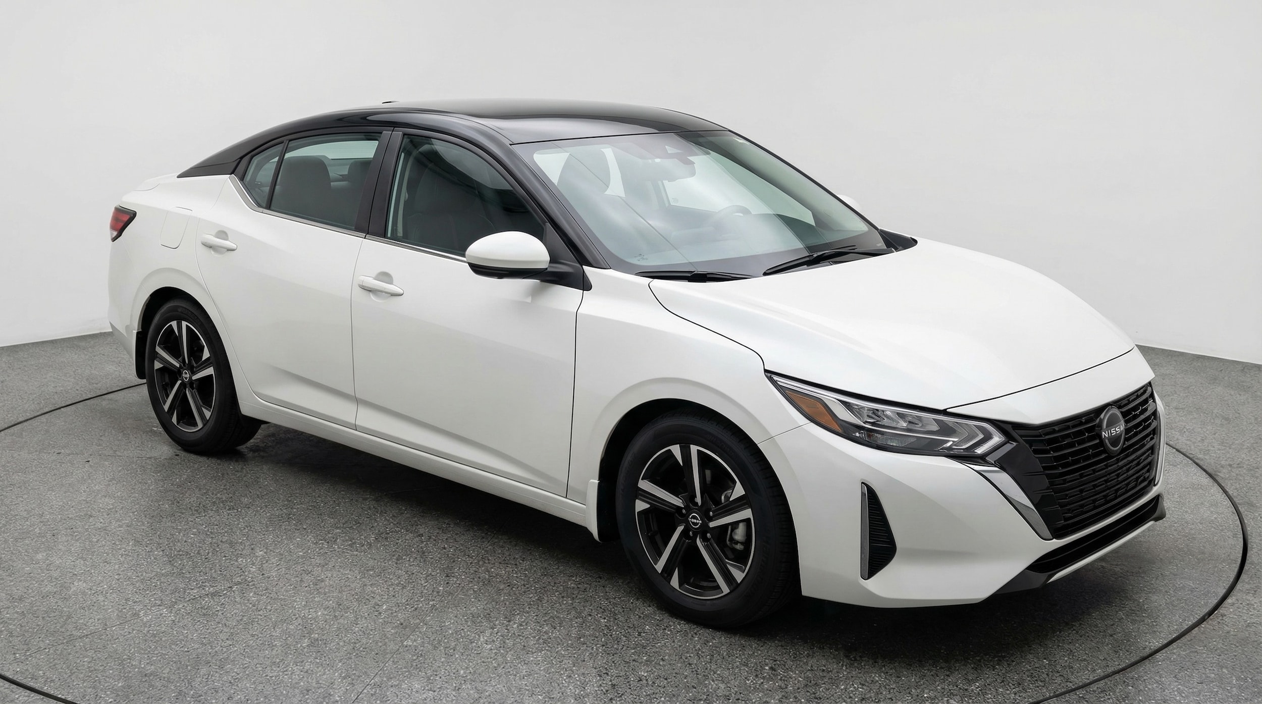 Thumbnail: 2025 Nissan Sentra - 1