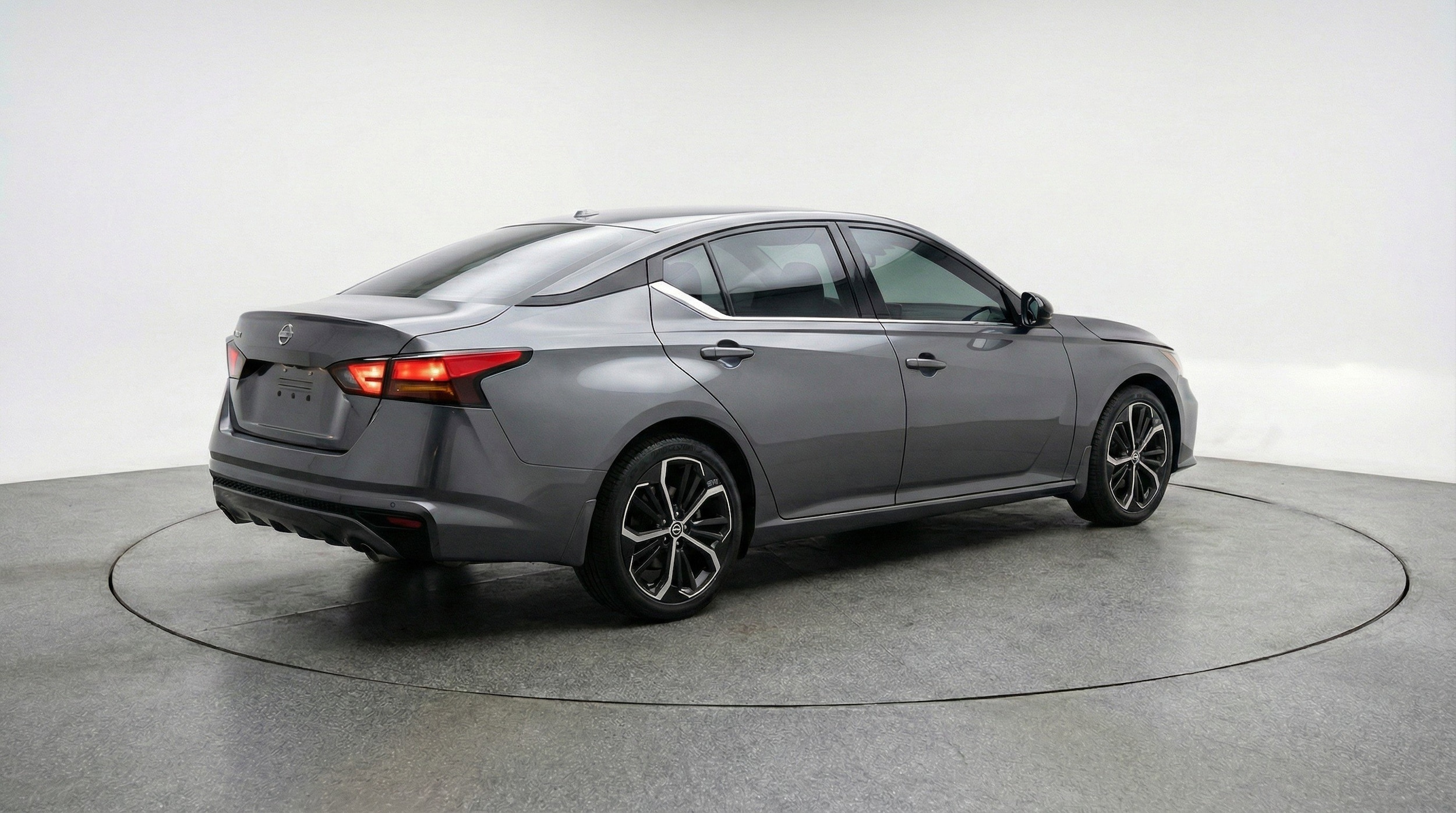 Thumbnail: 2025 Nissan Altima - 9