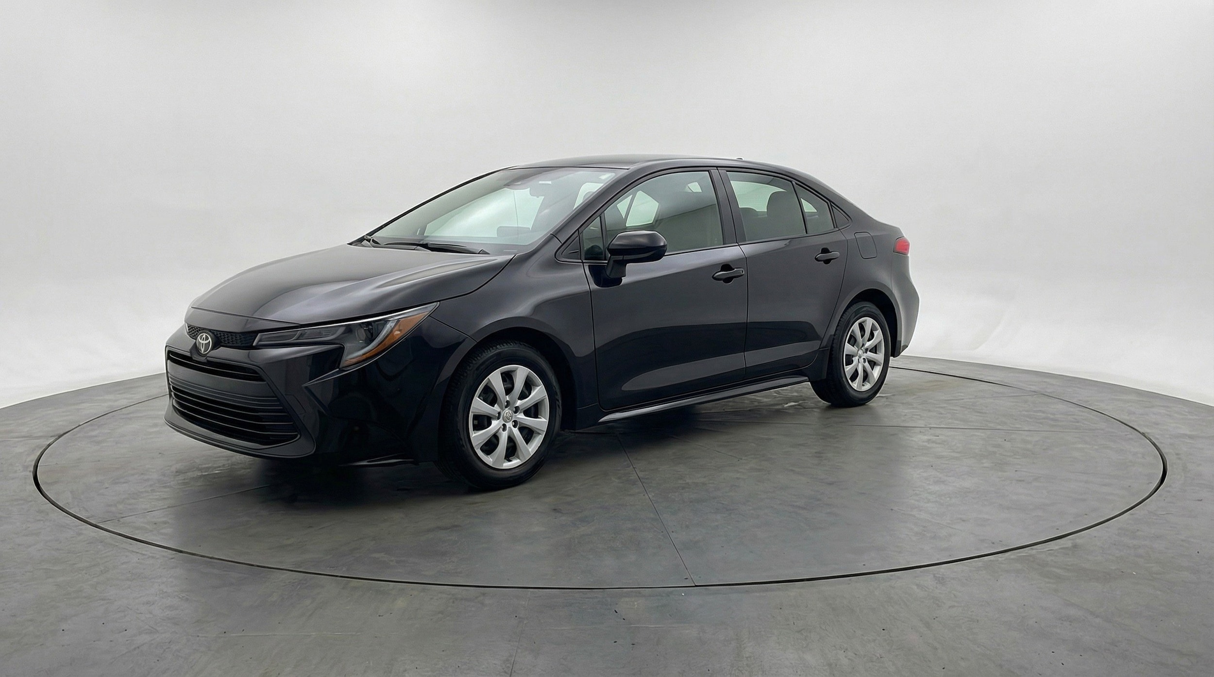 Thumbnail: 2025 Toyota Corolla - 3