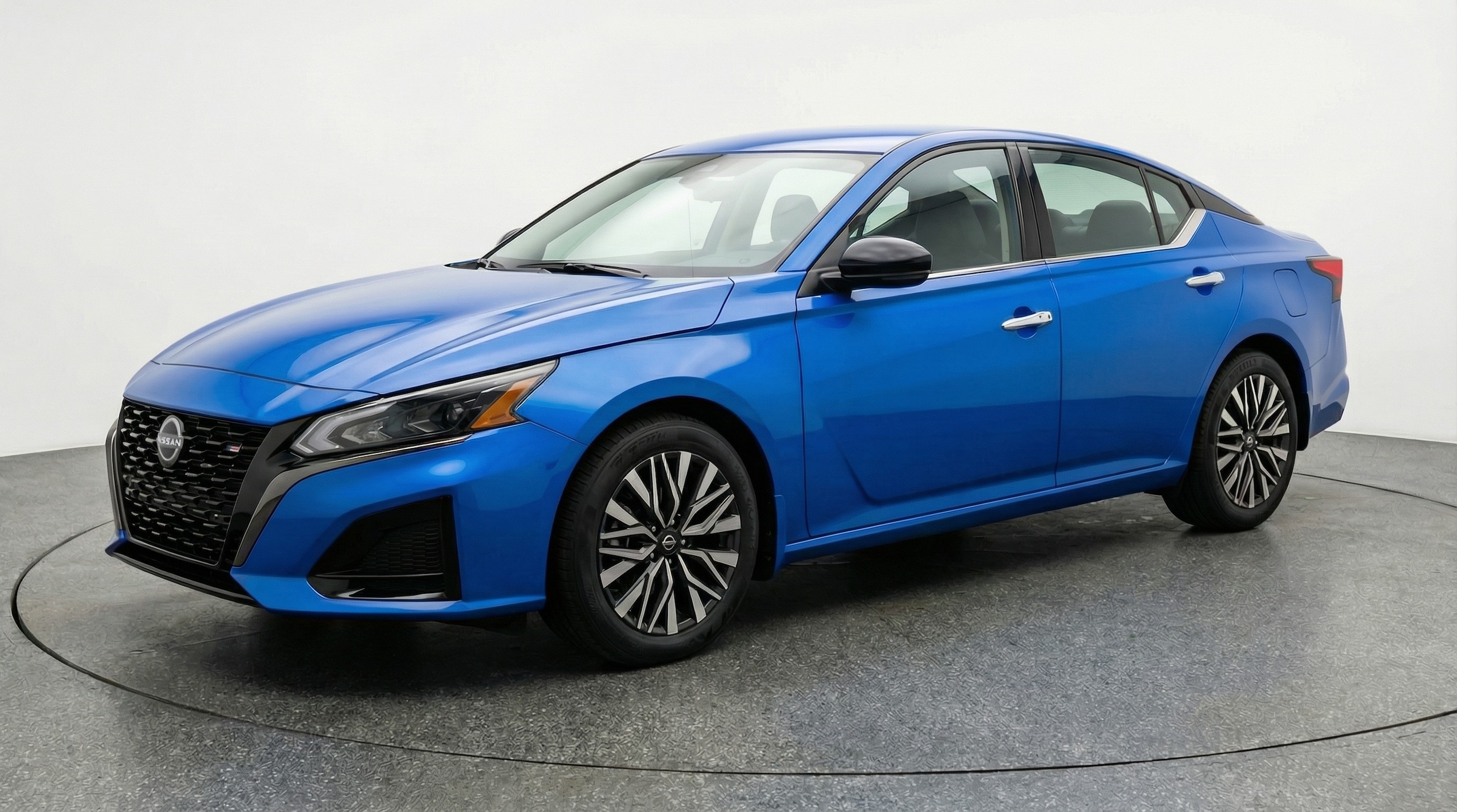 Thumbnail: 2025 Nissan Altima - 3