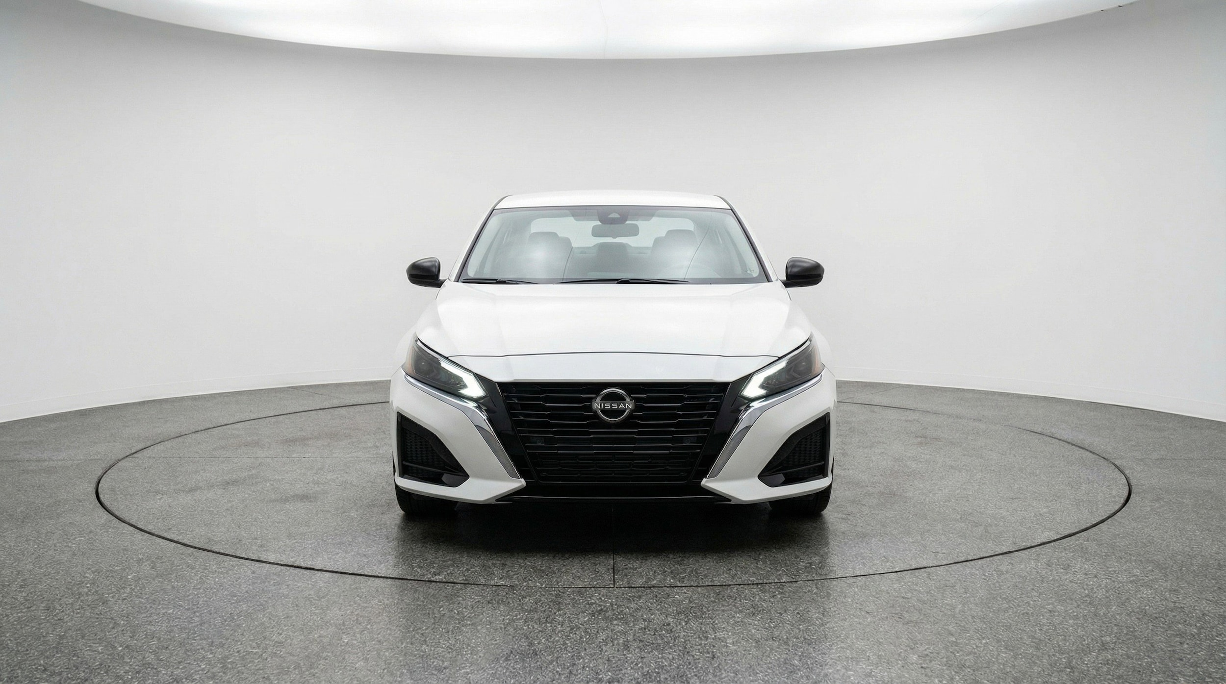 Thumbnail: 2025 Nissan Altima - 2