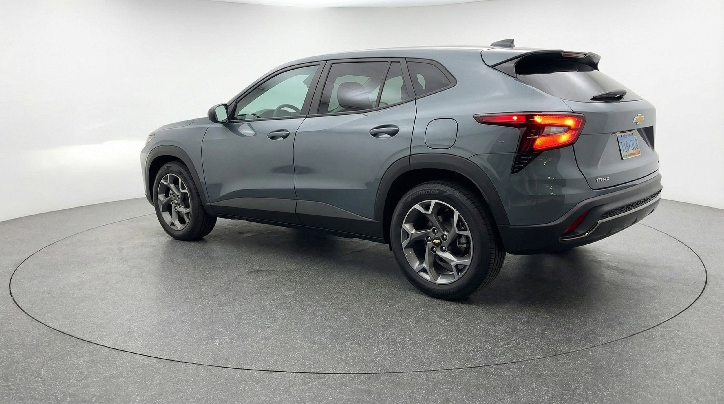 Thumbnail: 2025 Chevrolet Trax - 6