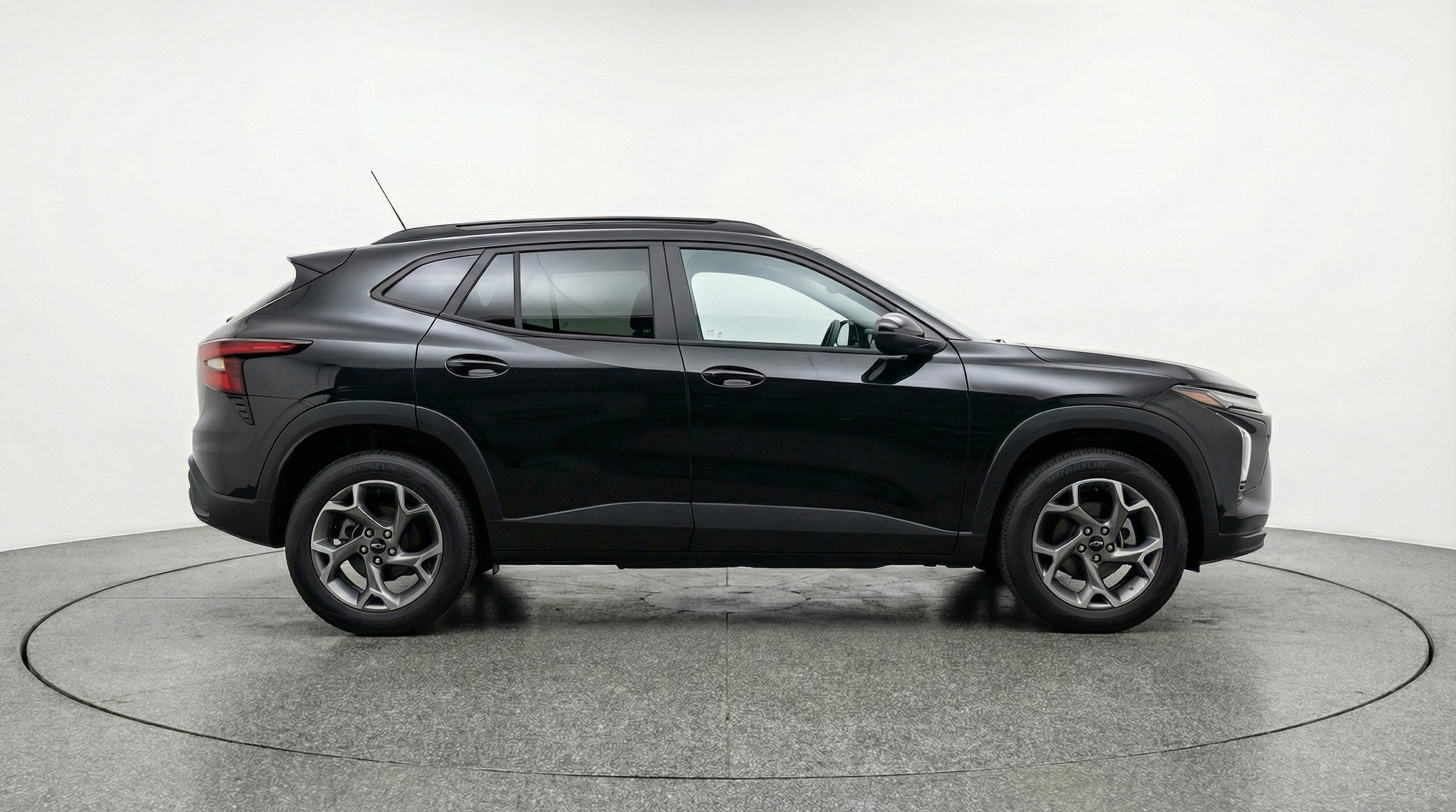 Thumbnail: 2025 Chevrolet Trax - 11