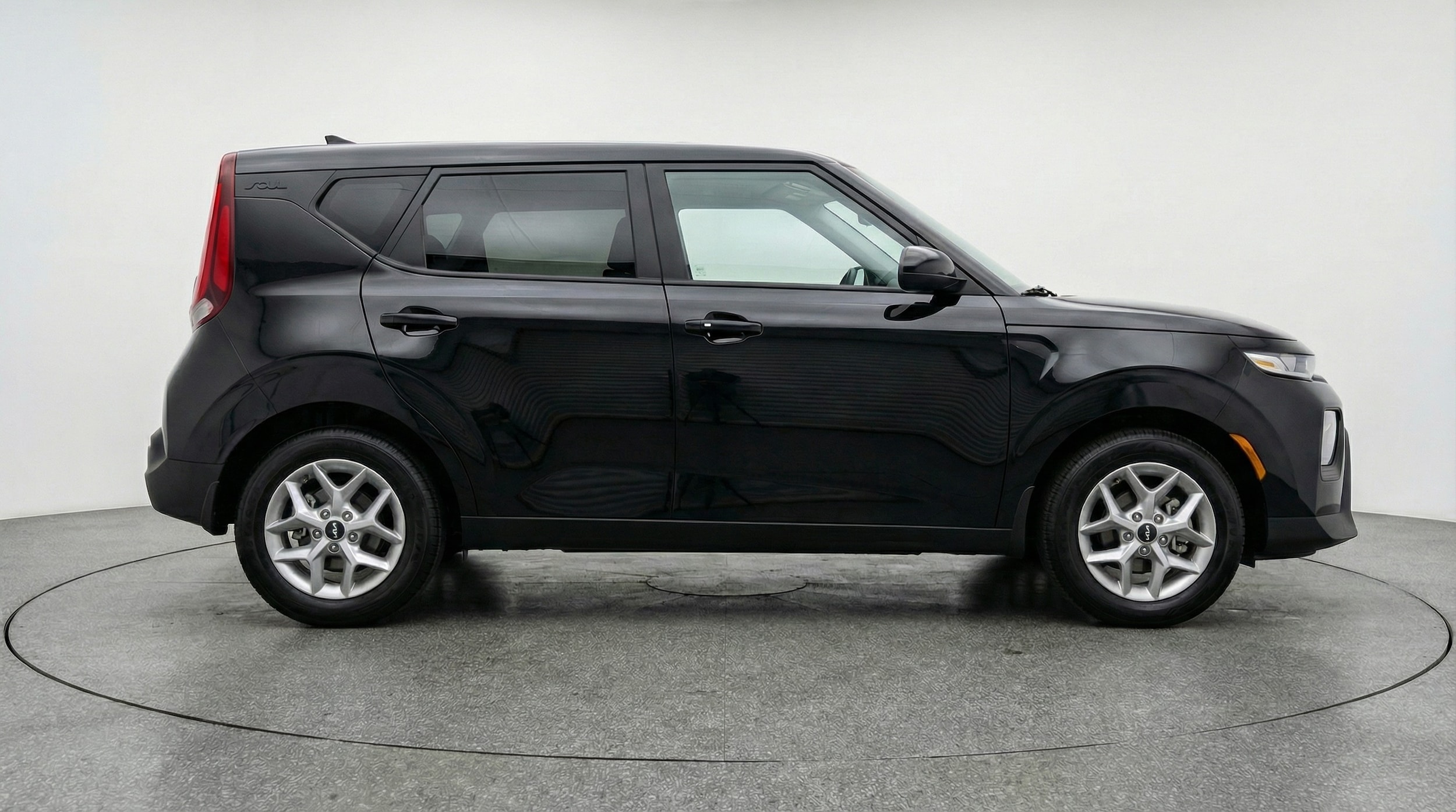 Thumbnail: 2025 Kia Soul - 8