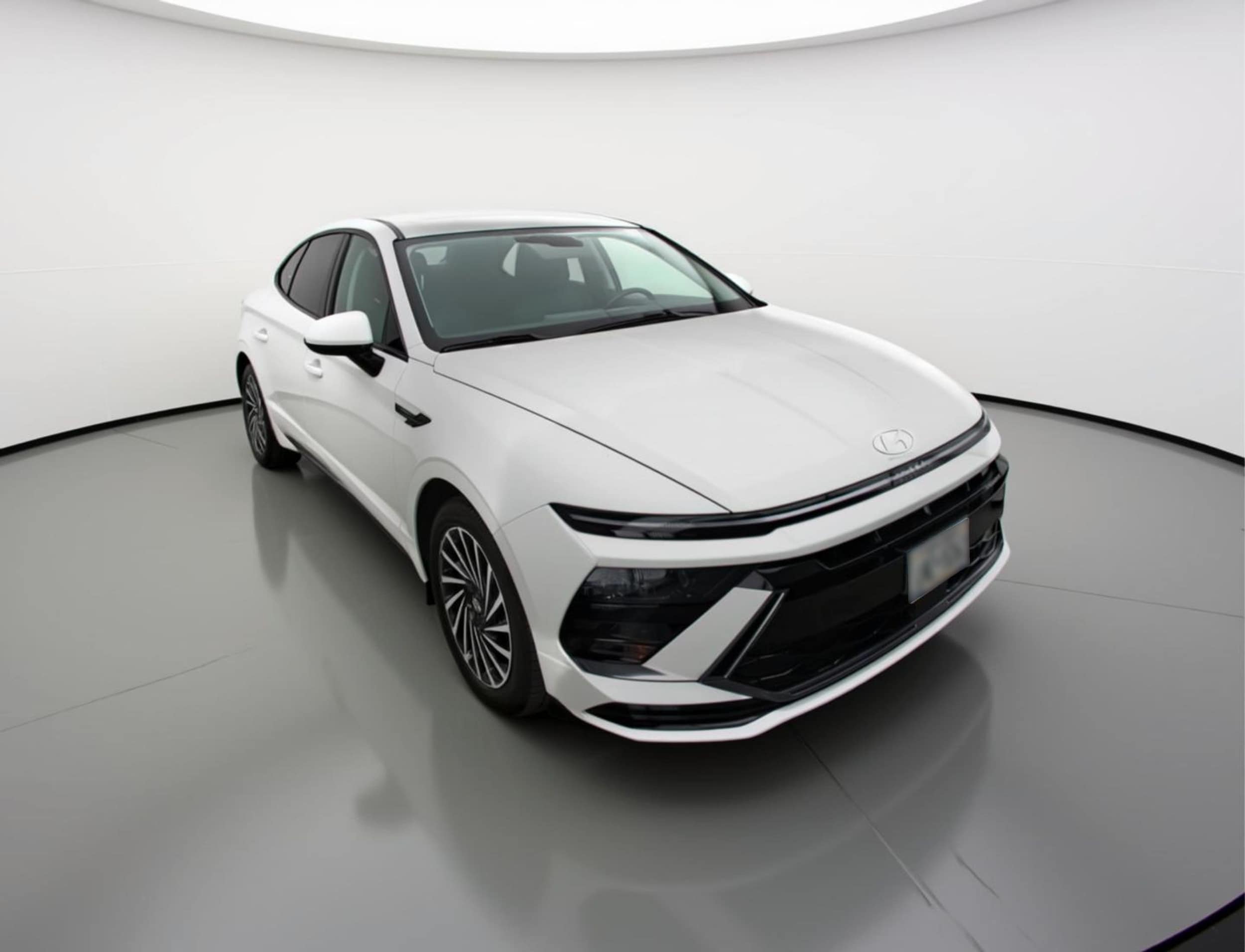 2025 Hyundai Sonata Hybrid