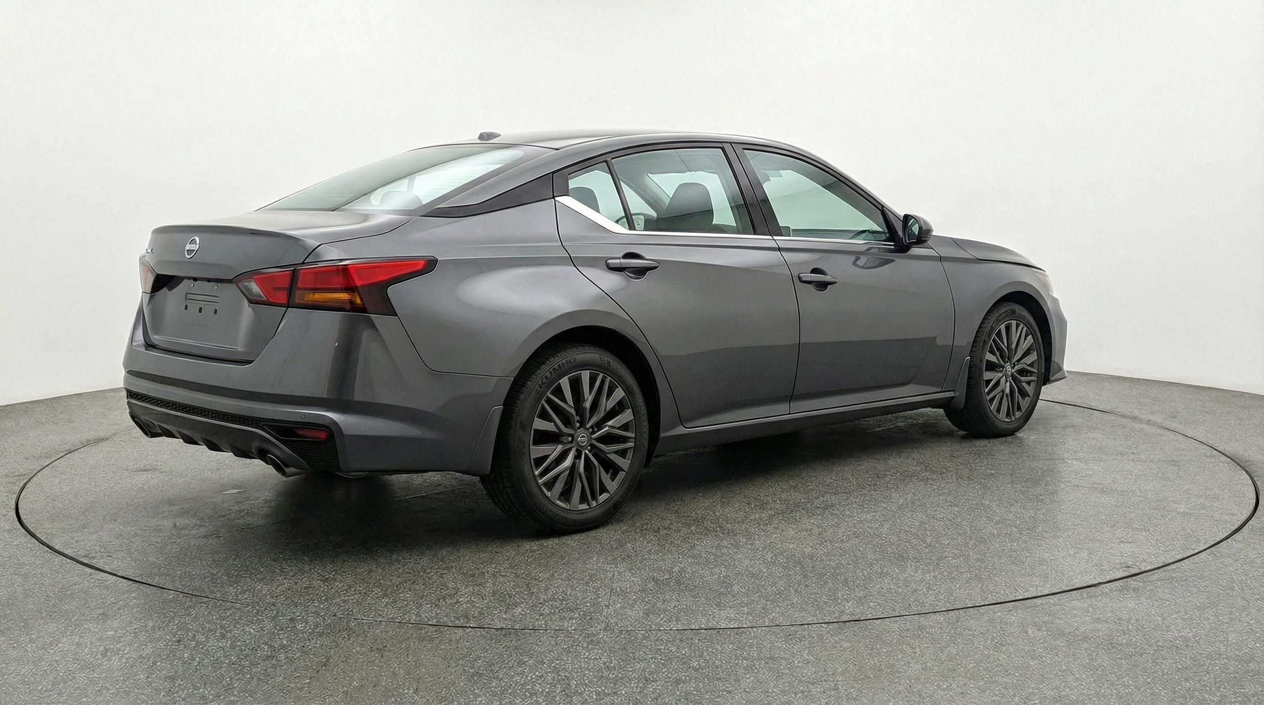 Thumbnail: 2025 Nissan Altima - 9