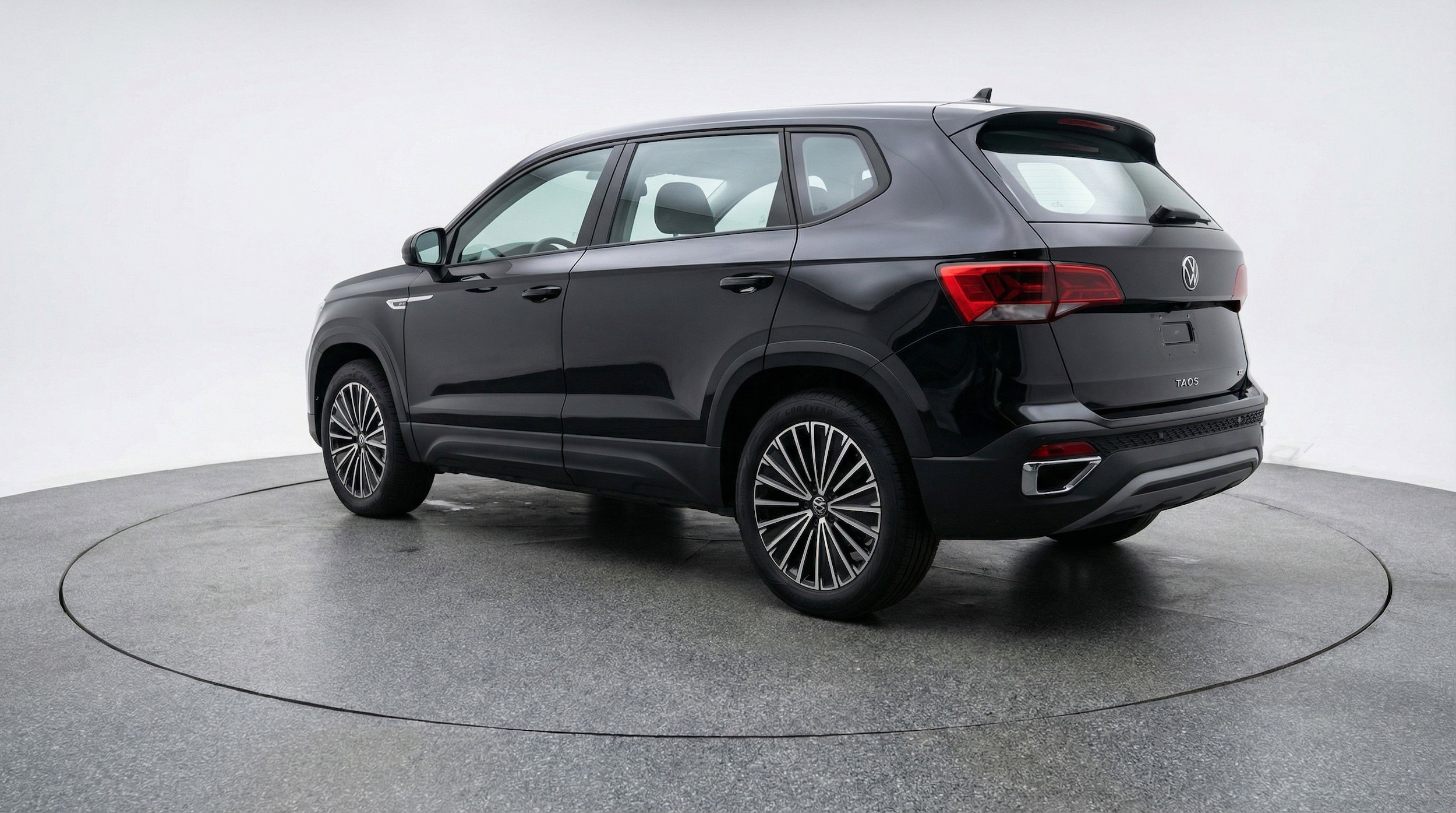 Thumbnail: 2025 Volkswagen Taos - 6