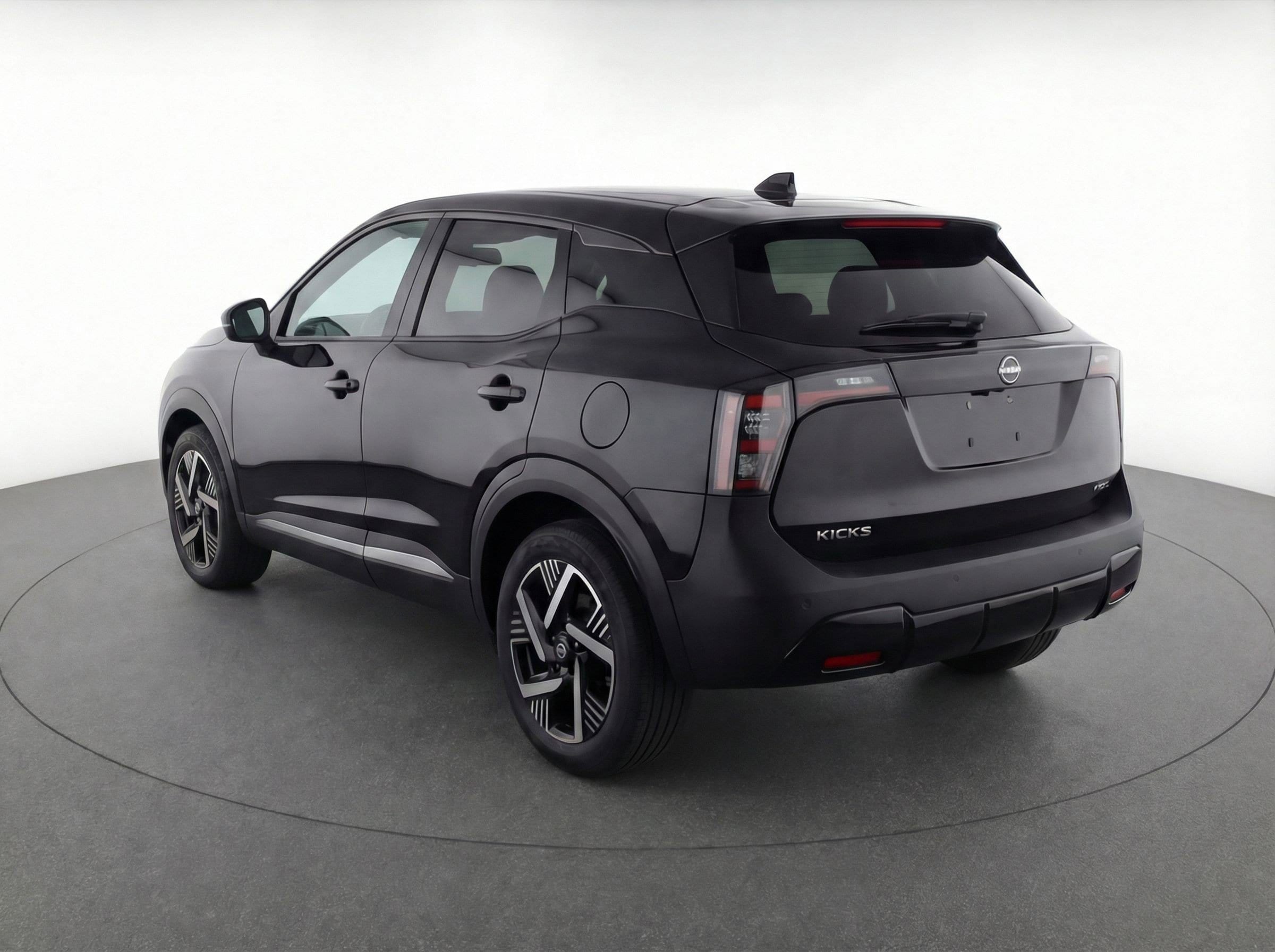 Thumbnail: 2025 Nissan Kicks - 6