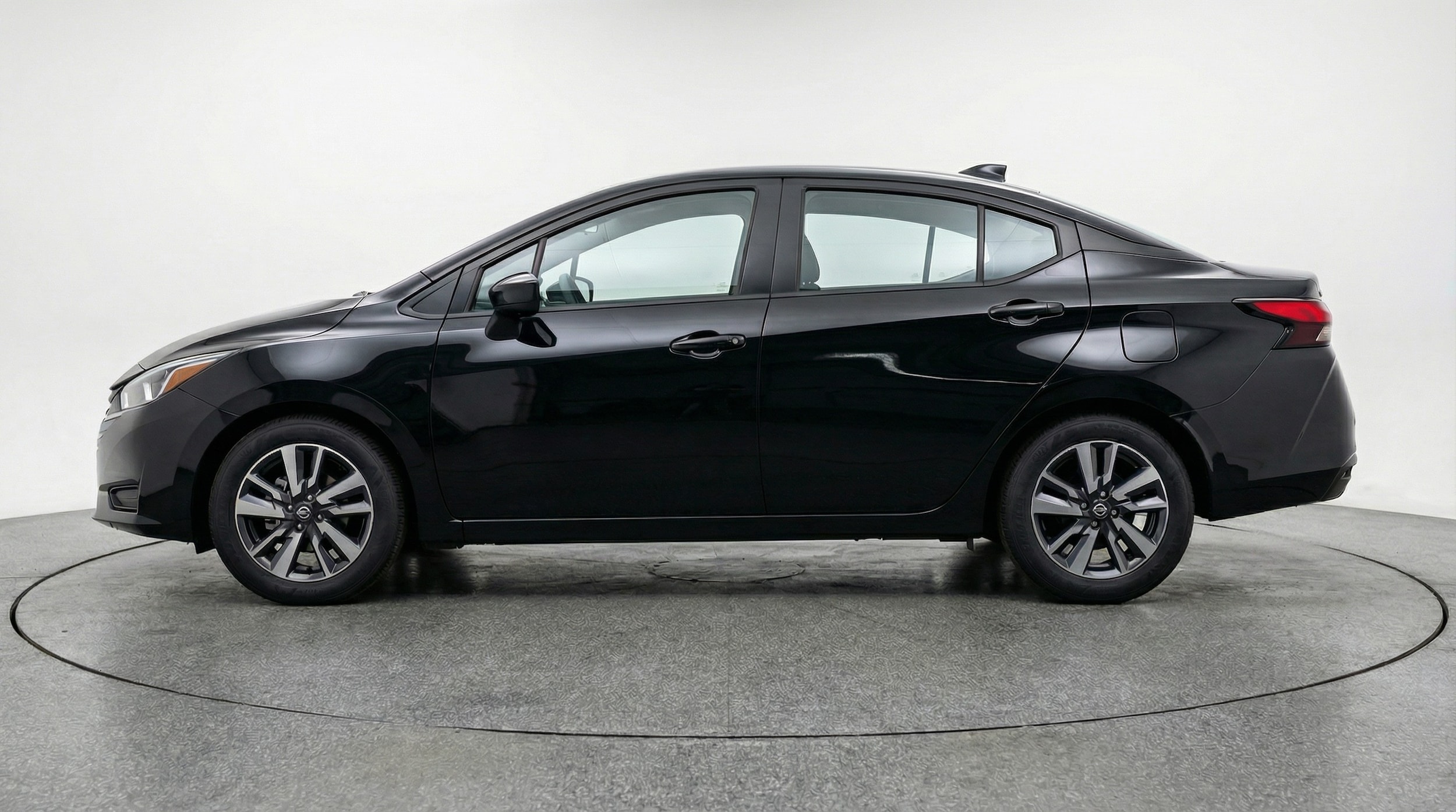 Thumbnail: 2025 Nissan Versa - 4