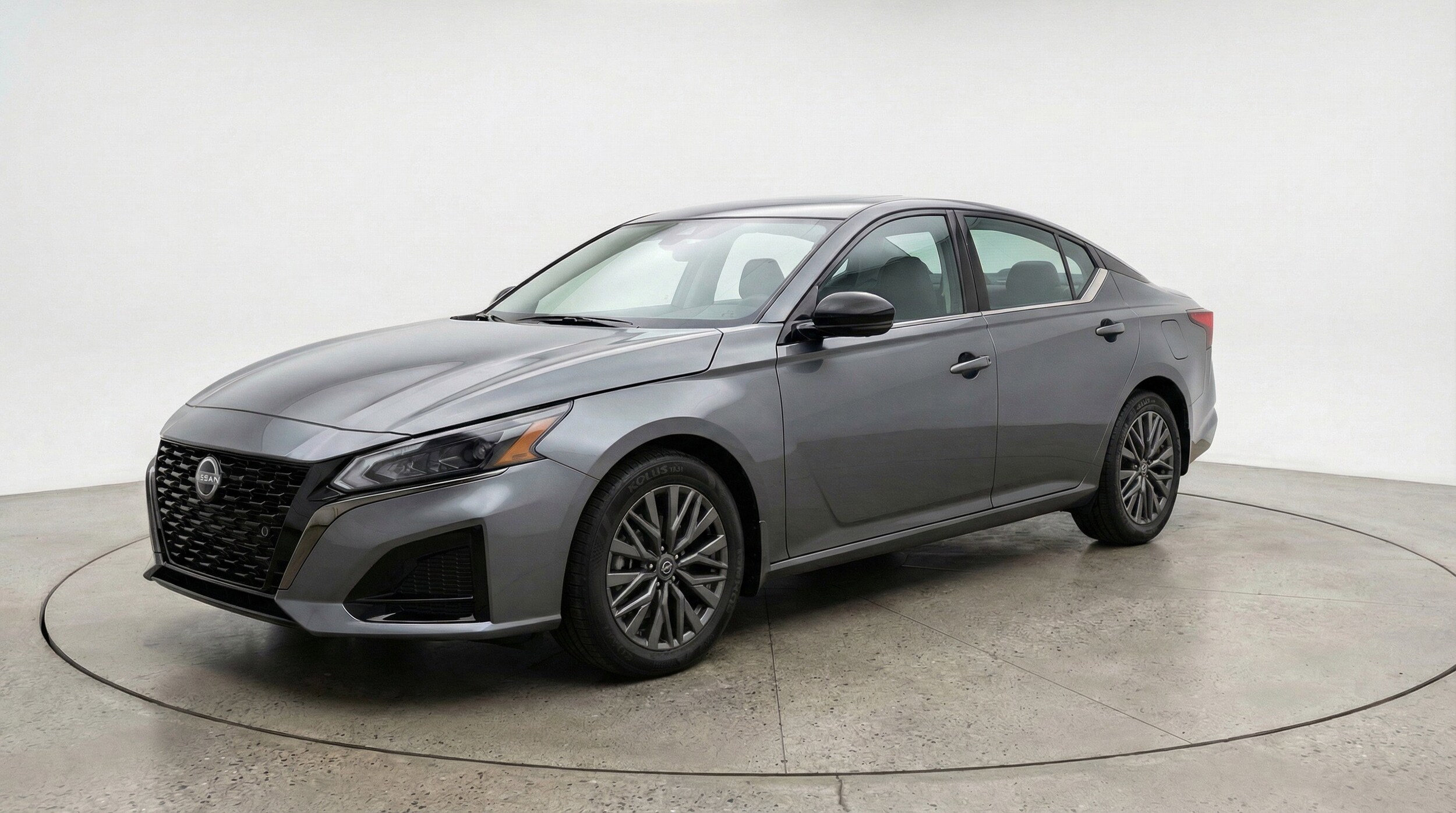 Thumbnail: 2025 Nissan Altima - 3