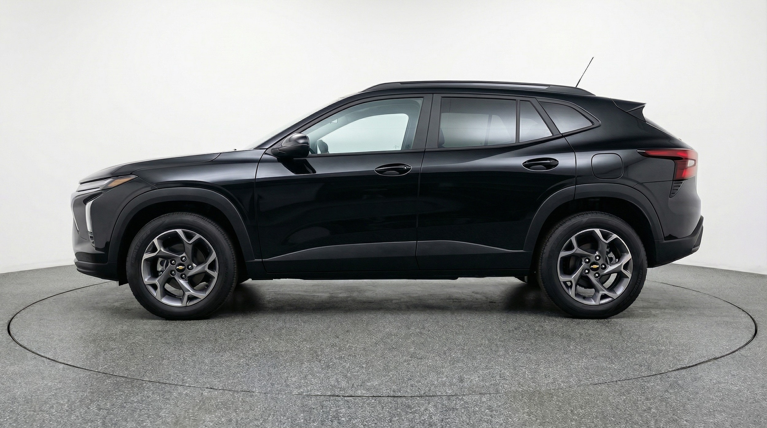 Thumbnail: 2025 Chevrolet Trax - 4