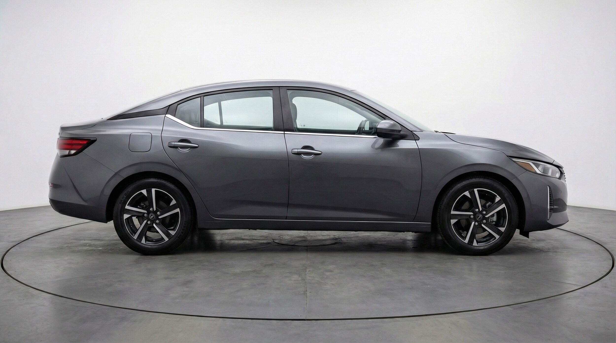 Thumbnail: 2025 Nissan Sentra - 11