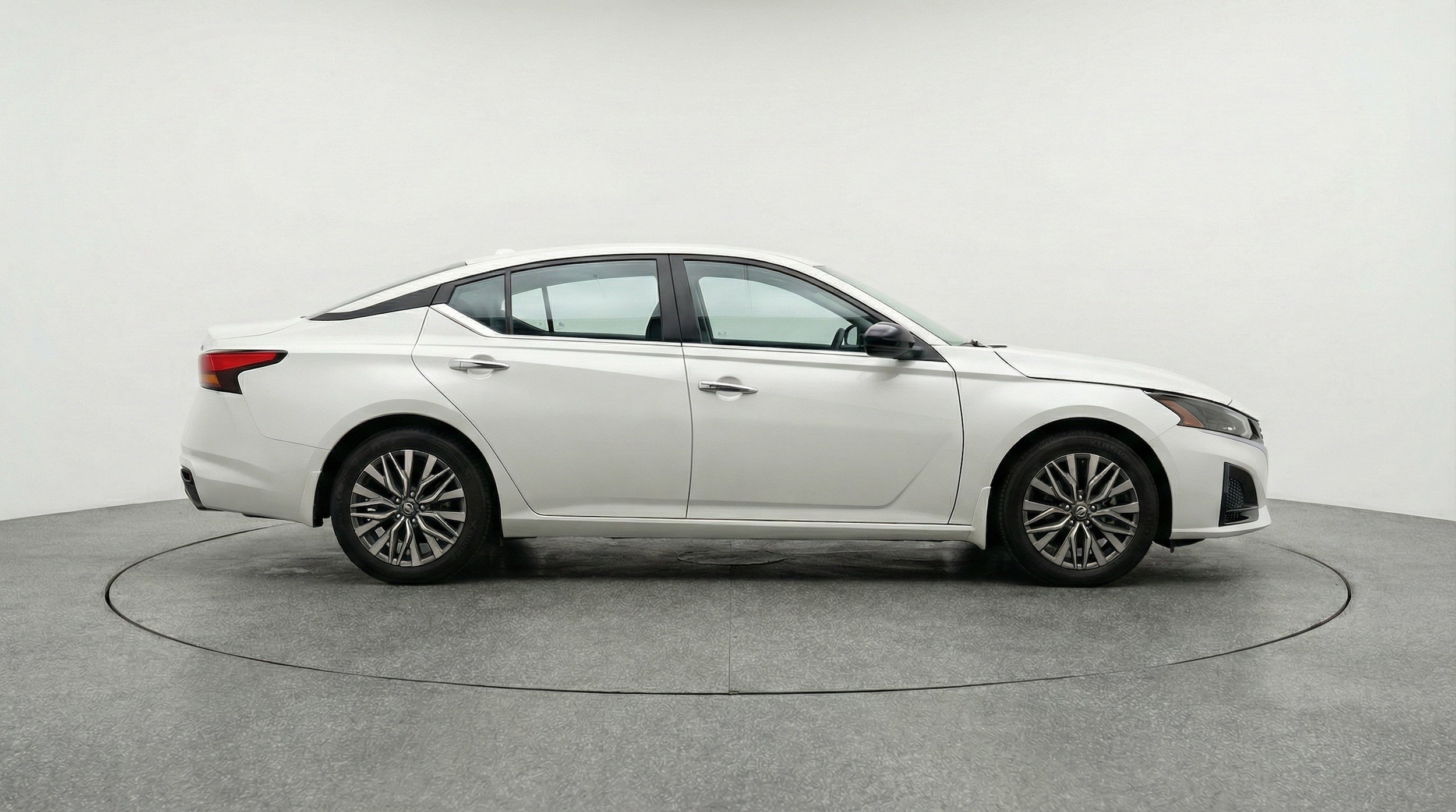 Thumbnail: 2025 Nissan Altima - 11