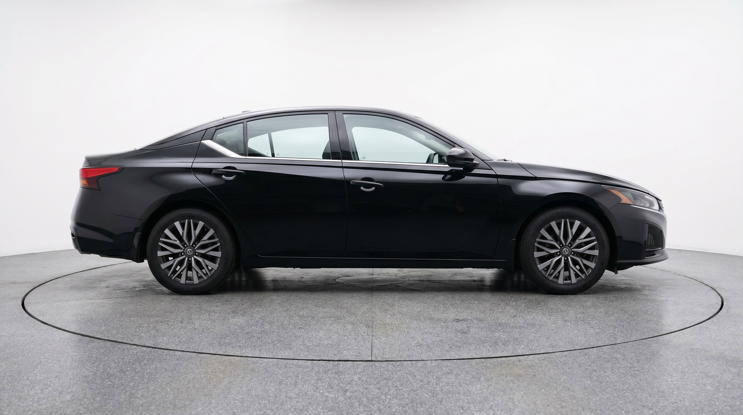 Thumbnail: 2025 Nissan Altima - 11
