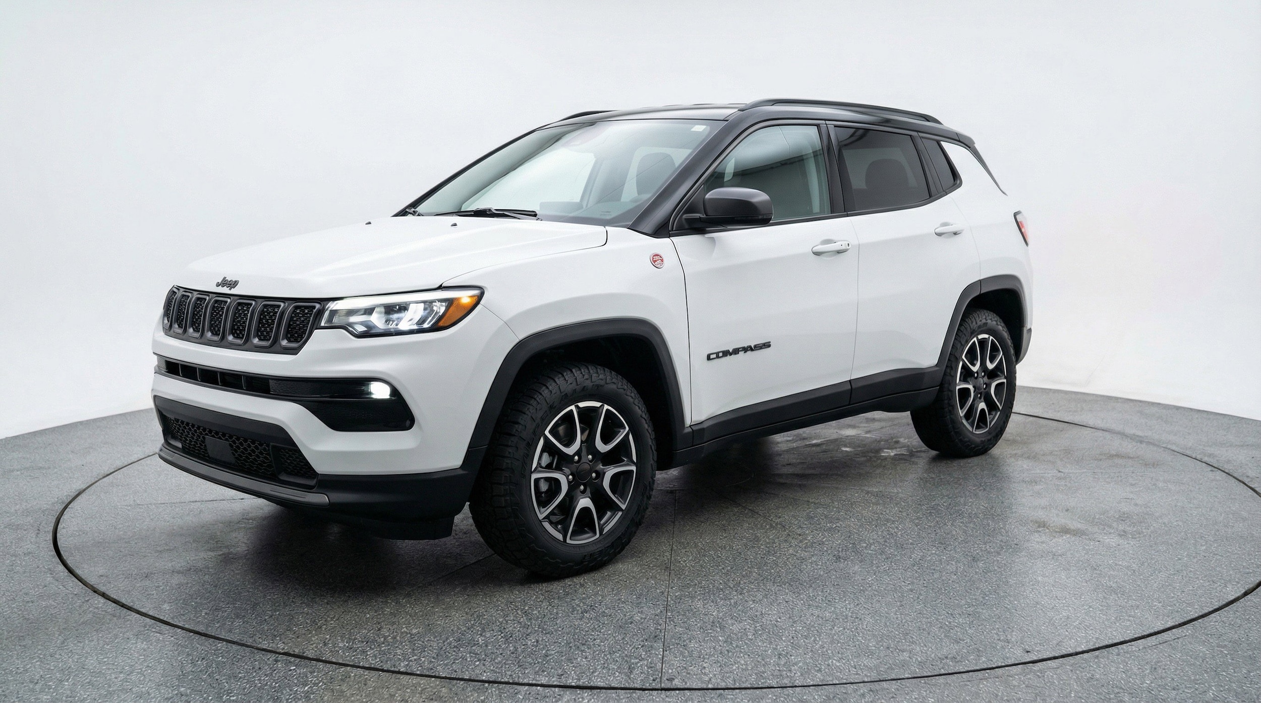 Thumbnail: 2025 Jeep Compass - 3