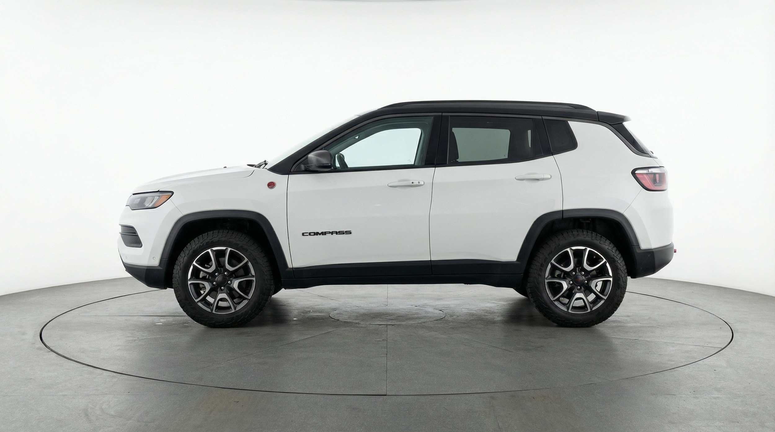 Thumbnail: 2025 Jeep Compass - 4
