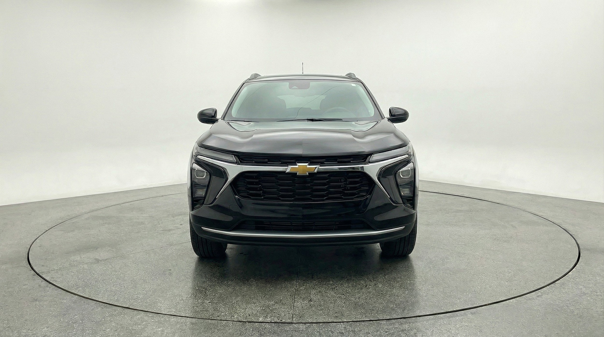 Thumbnail: 2025 Chevrolet Trax - 2