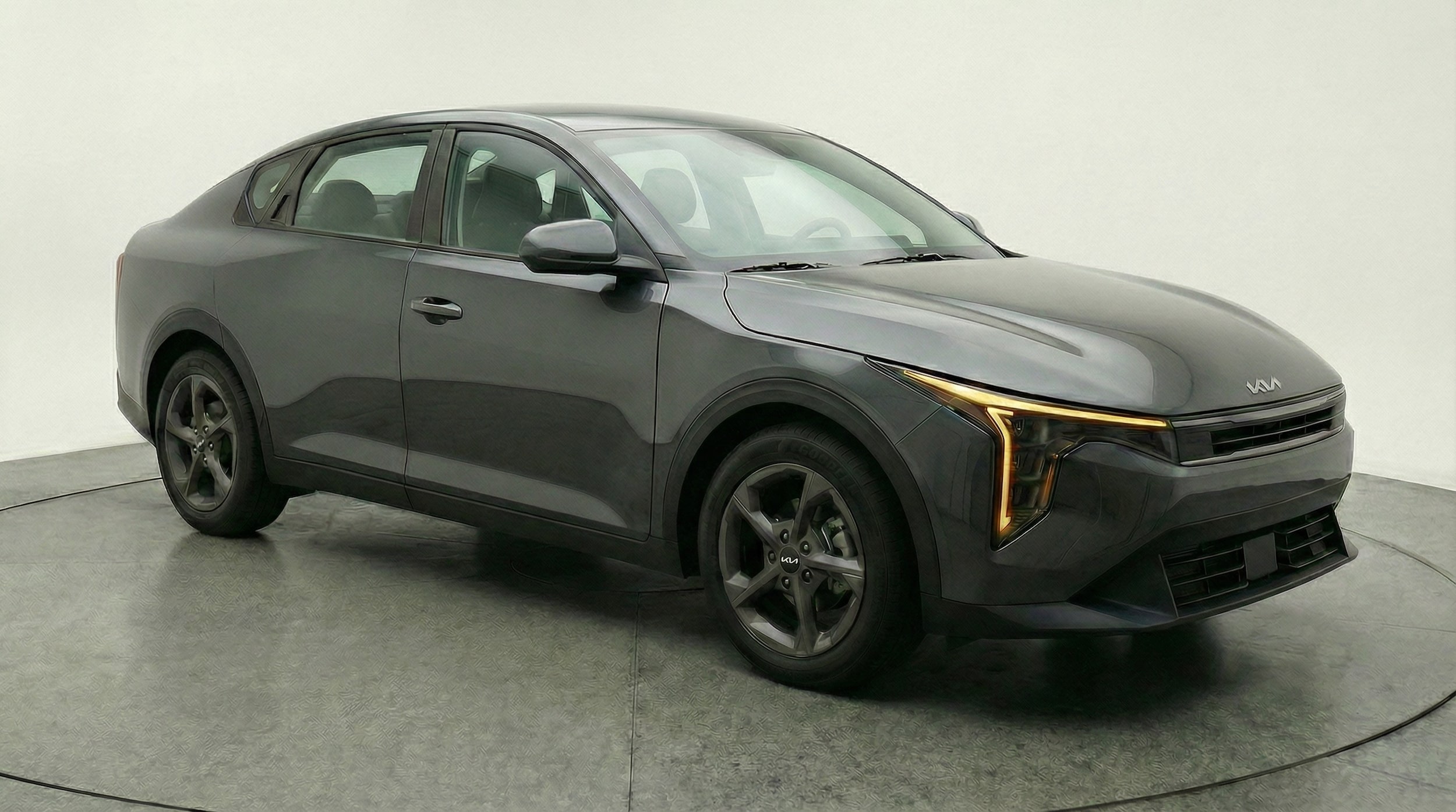 Thumbnail: 2025 Kia K4 - 1