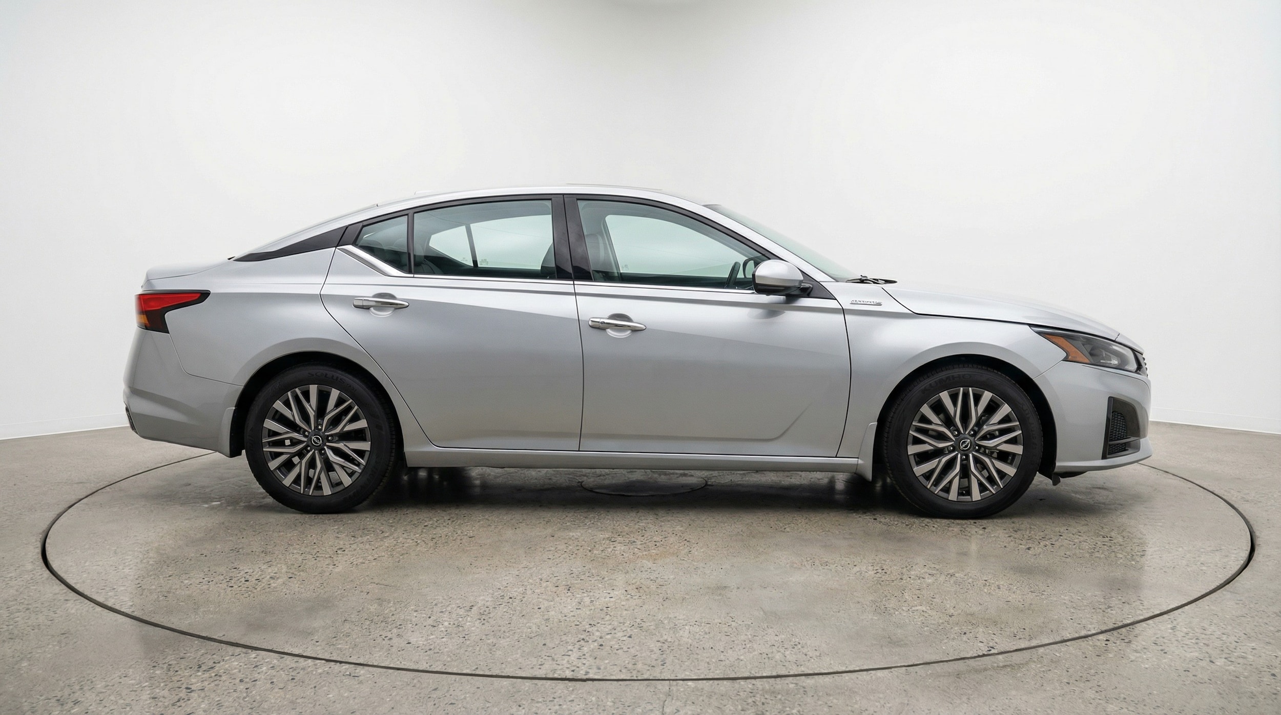 Thumbnail: 2025 Nissan Altima - 8