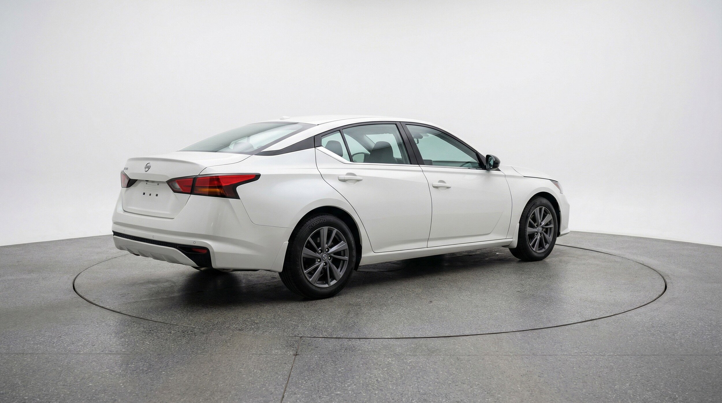 Thumbnail: 2025 Nissan Altima - 9