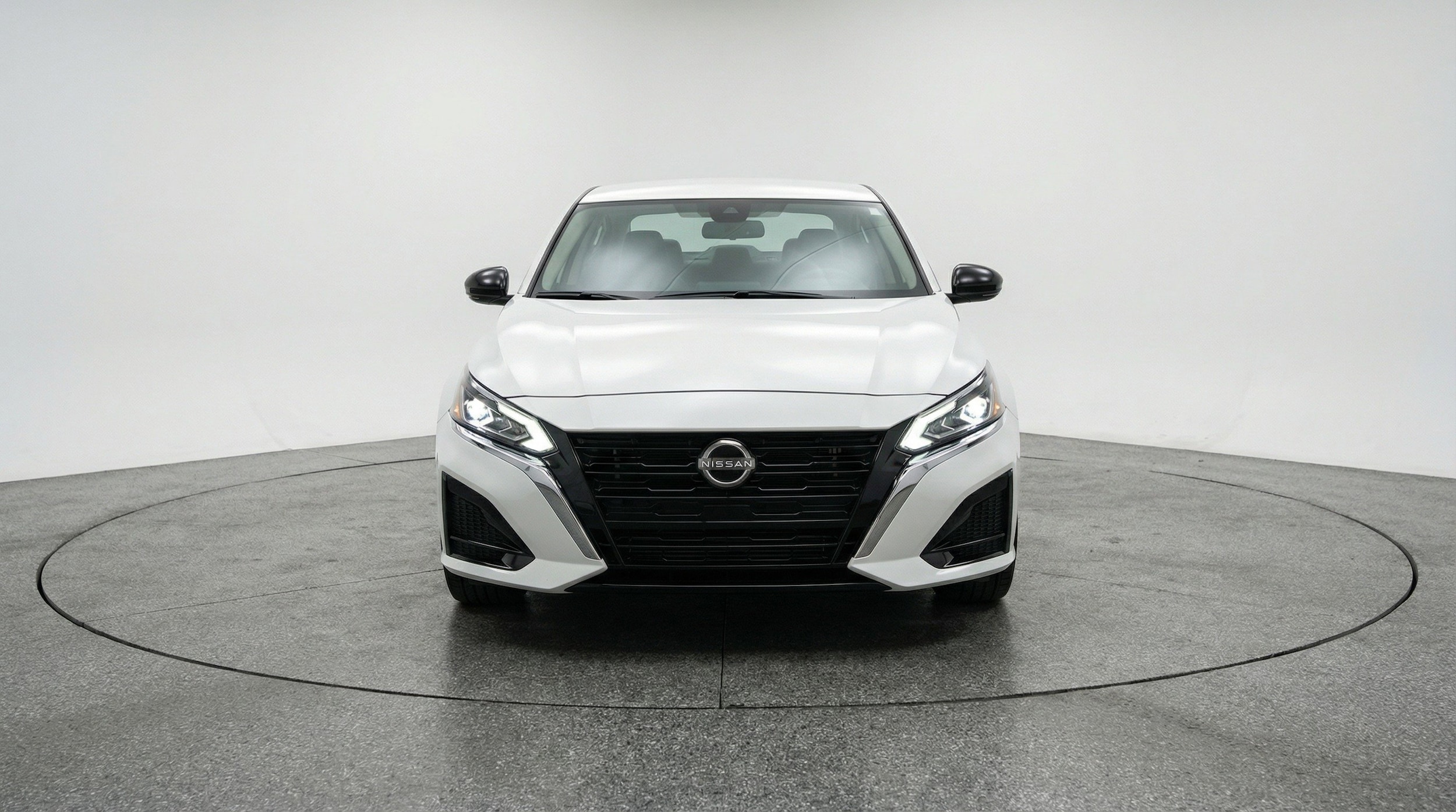 Thumbnail: 2025 Nissan Altima - 2