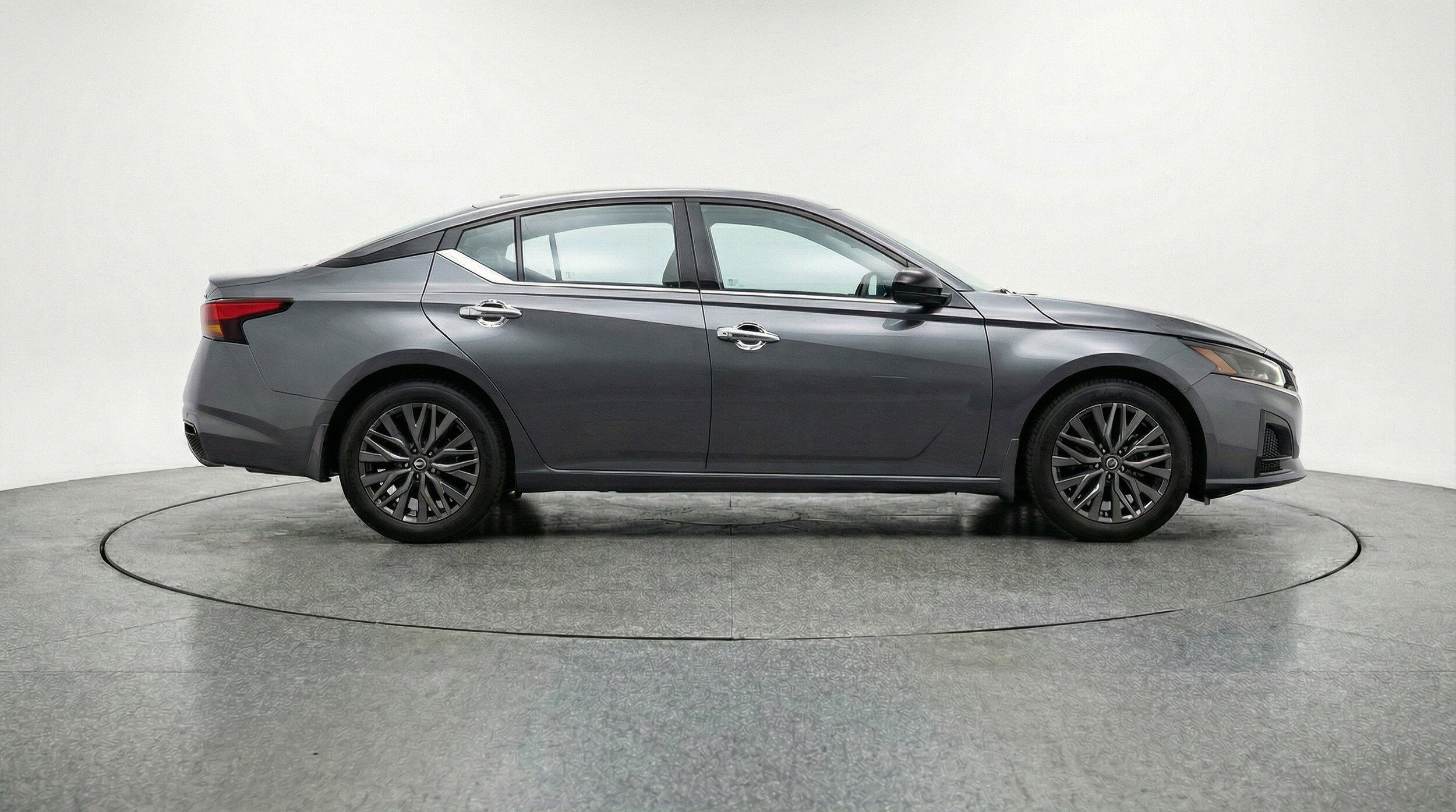 Thumbnail: 2025 Nissan Altima - 11