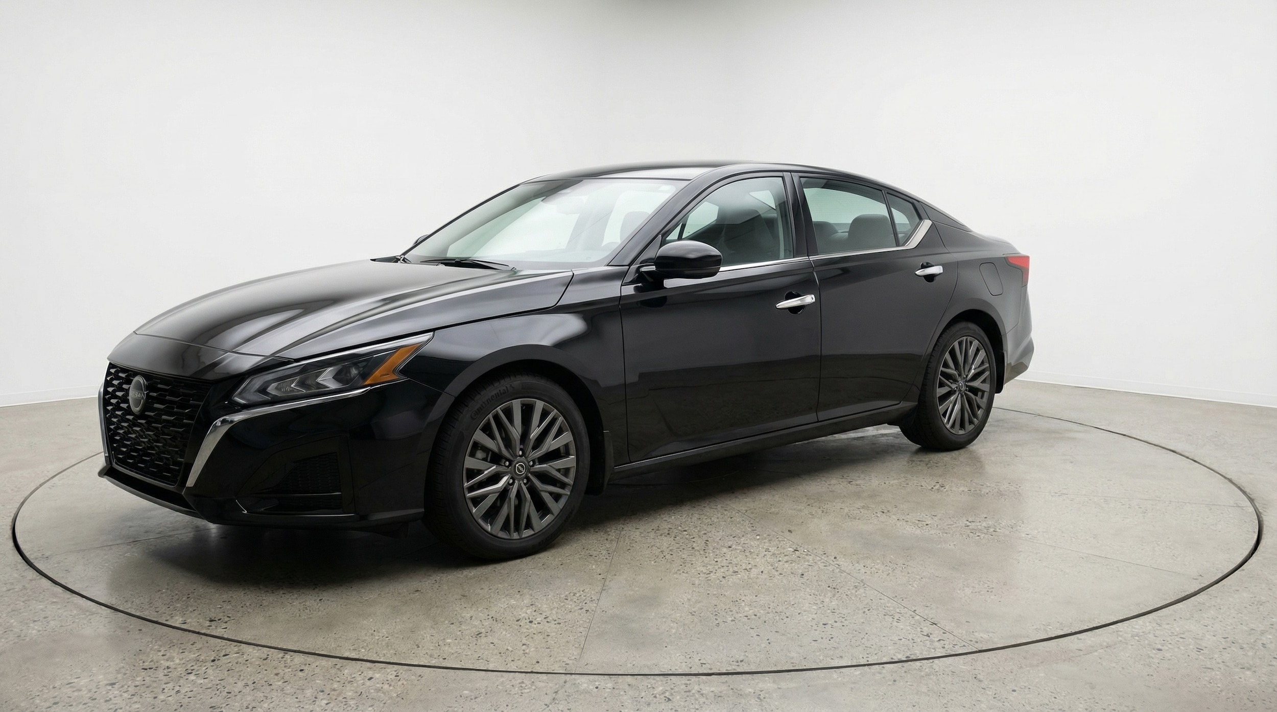 Thumbnail: 2025 Nissan Altima - 3