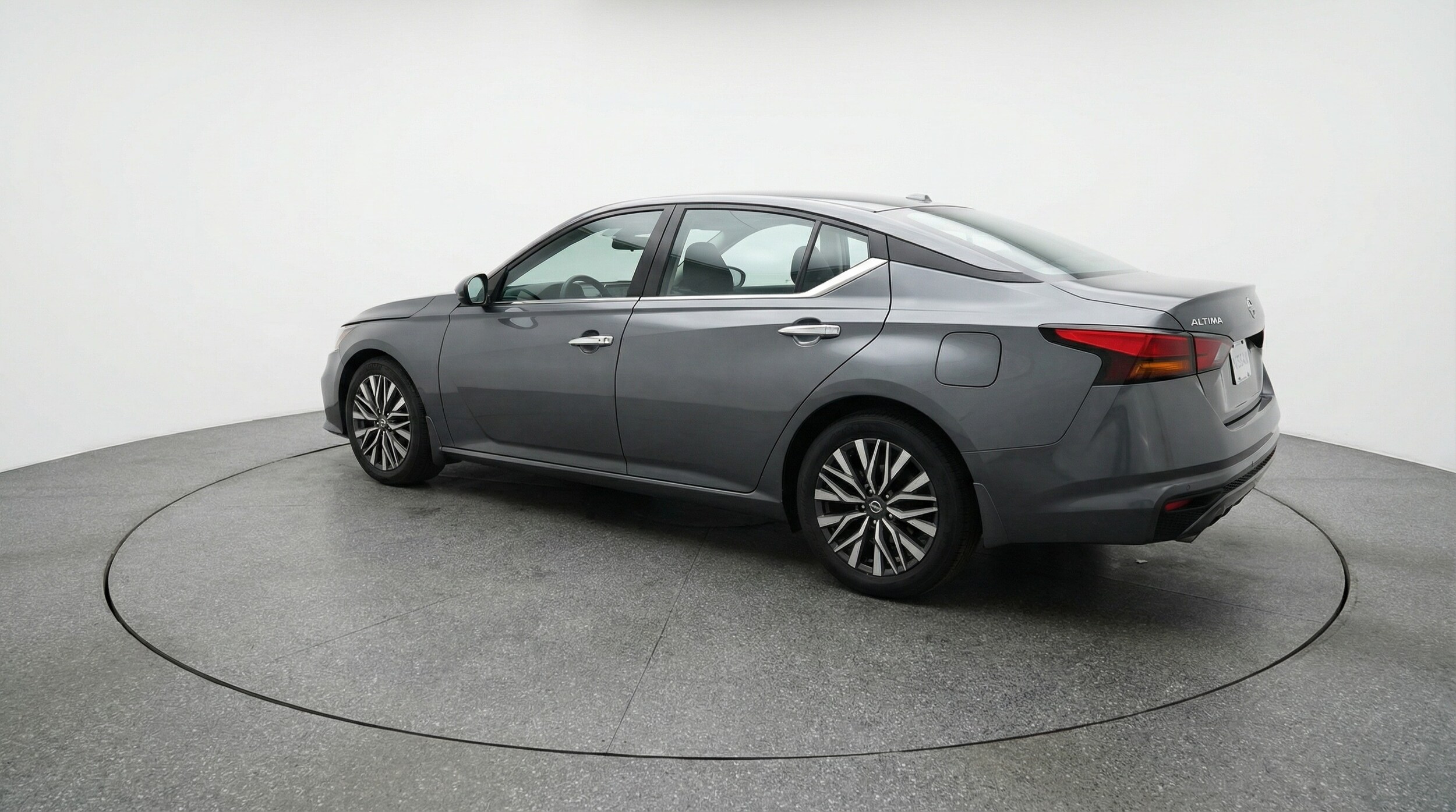 Thumbnail: 2025 Nissan Altima - 5