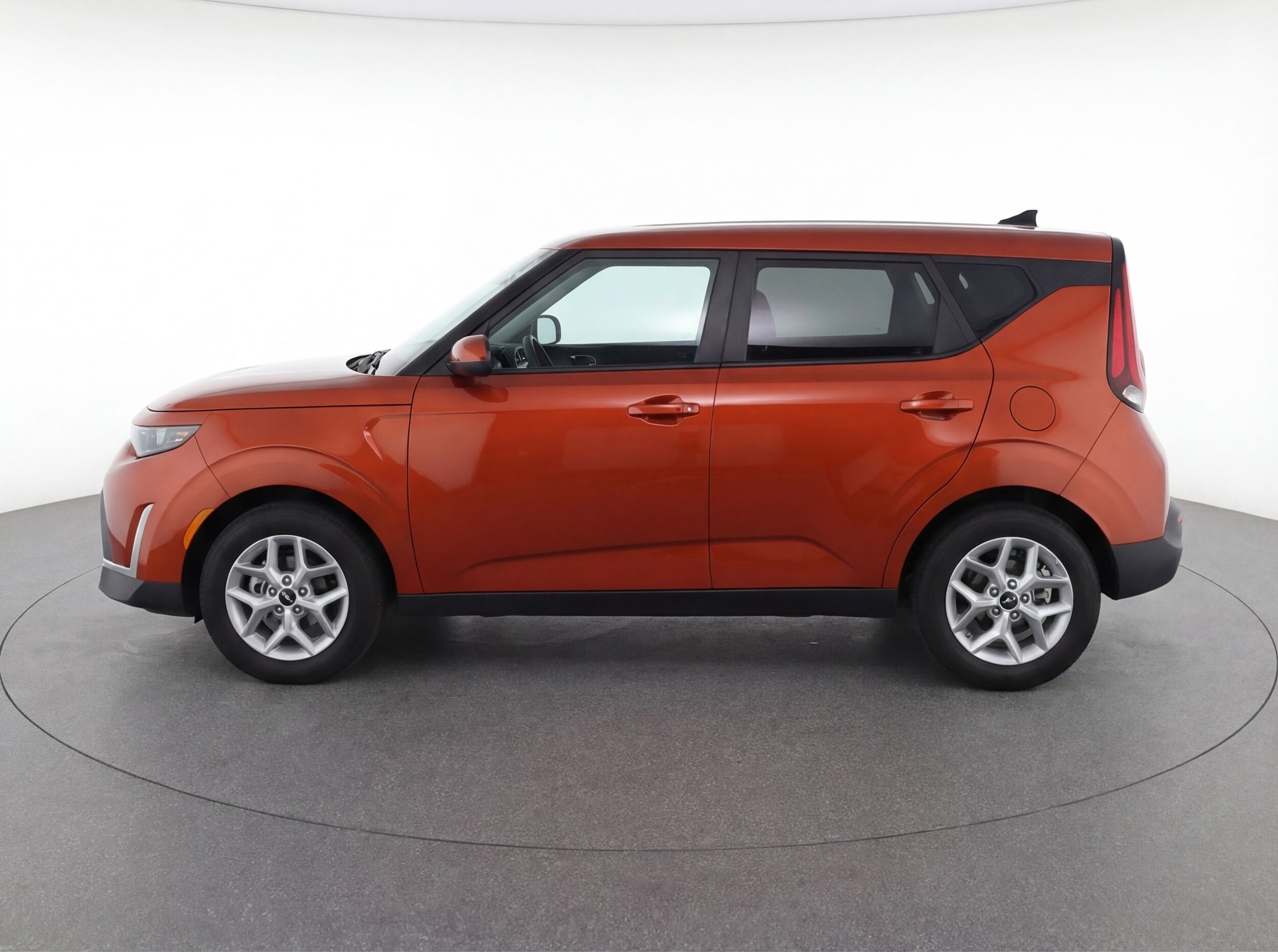 Thumbnail: 2023 Kia Soul - 4